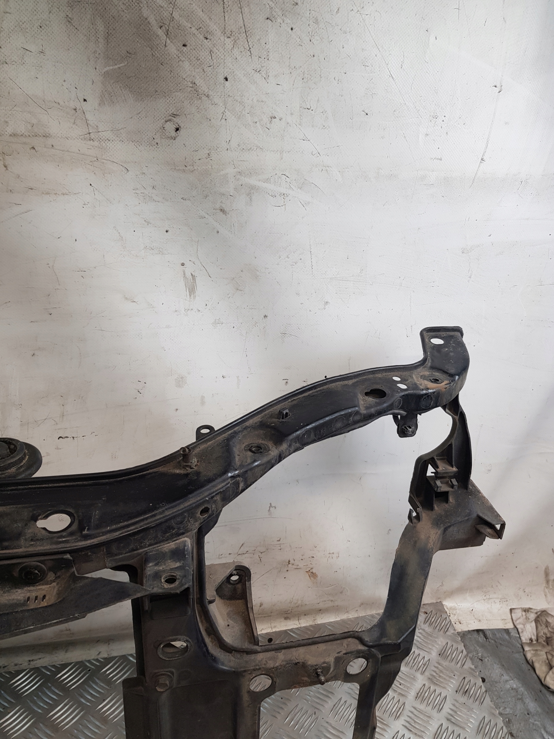support panel for radiators pillar + bonnet latch lock KIA CERATO and