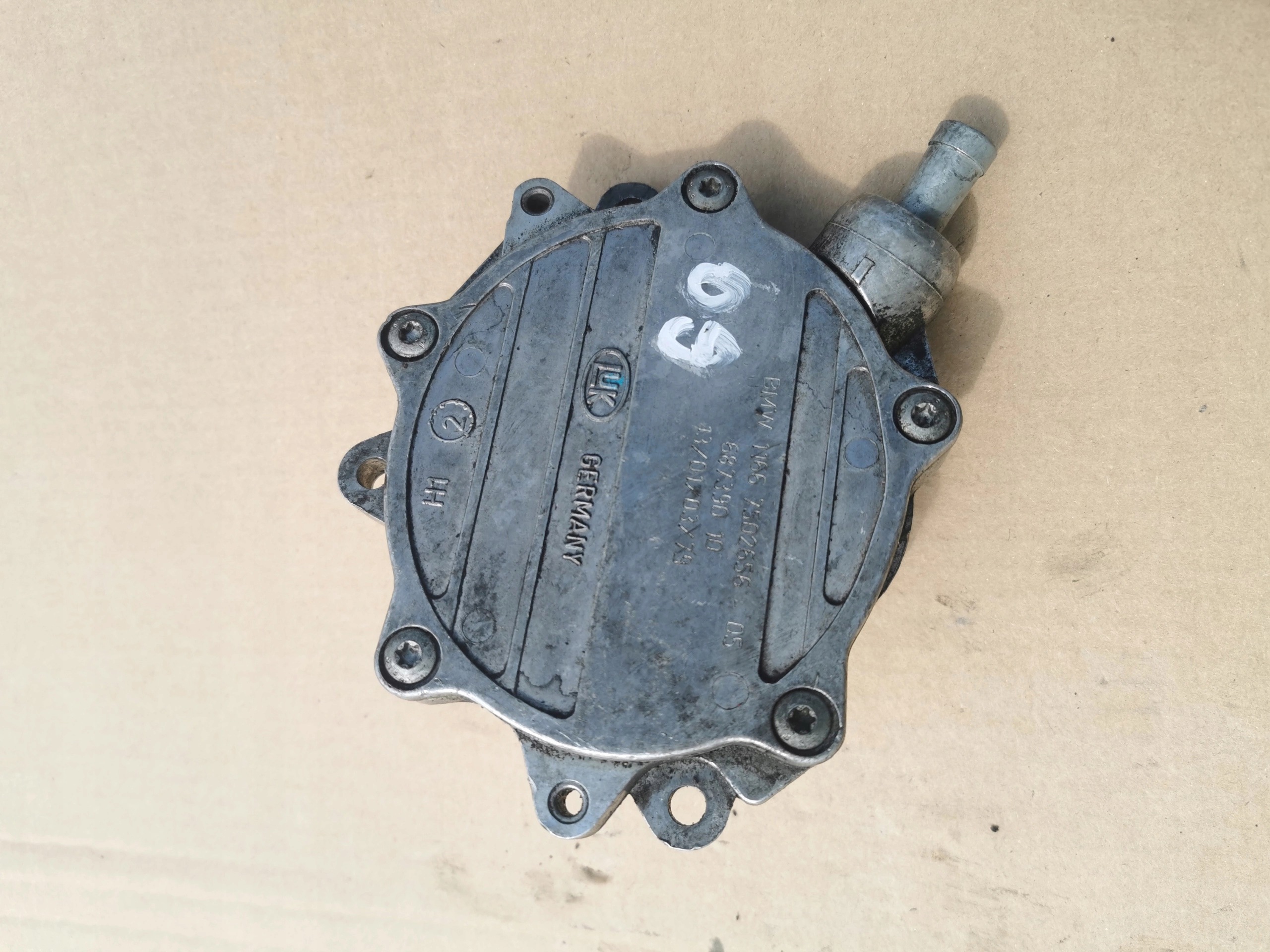 BMW E92 E90 E60 E46 E87 1166-7502656-05 7542498 68739010 WACUM VACUM Pompa