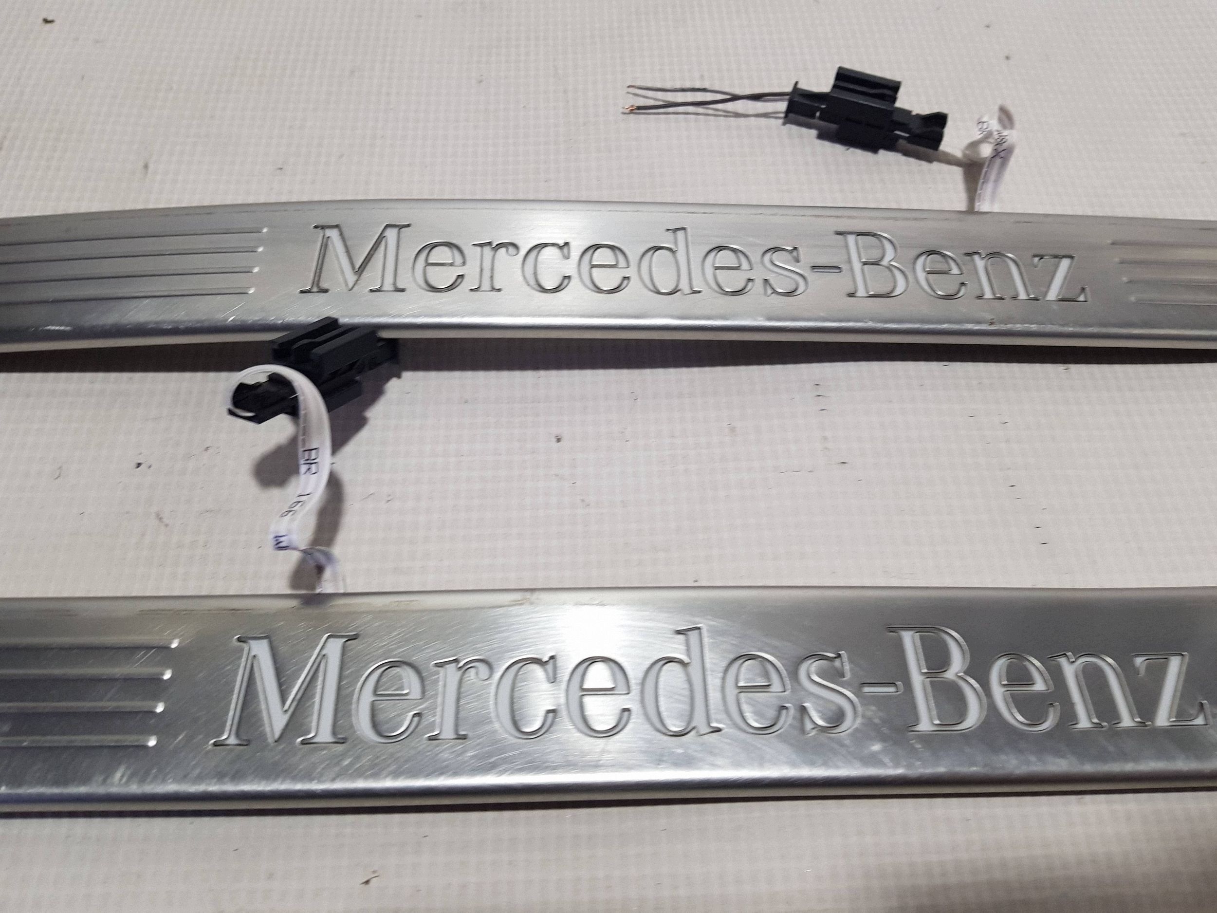 caps mouldings threshold front right left Komplet Mercedes GL X166