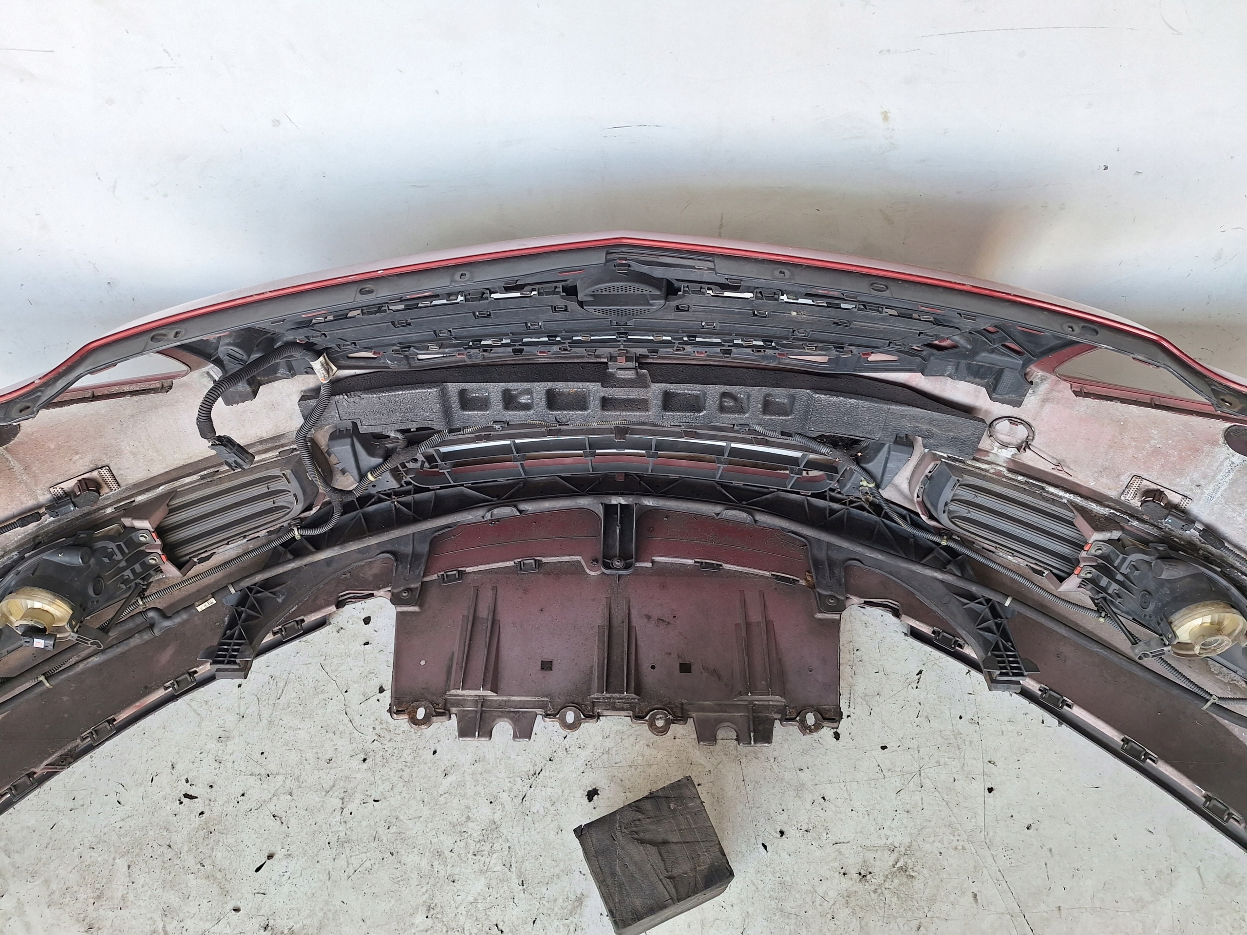 OPEL INSIGNIA A 08-13 bumper XENON + PDC