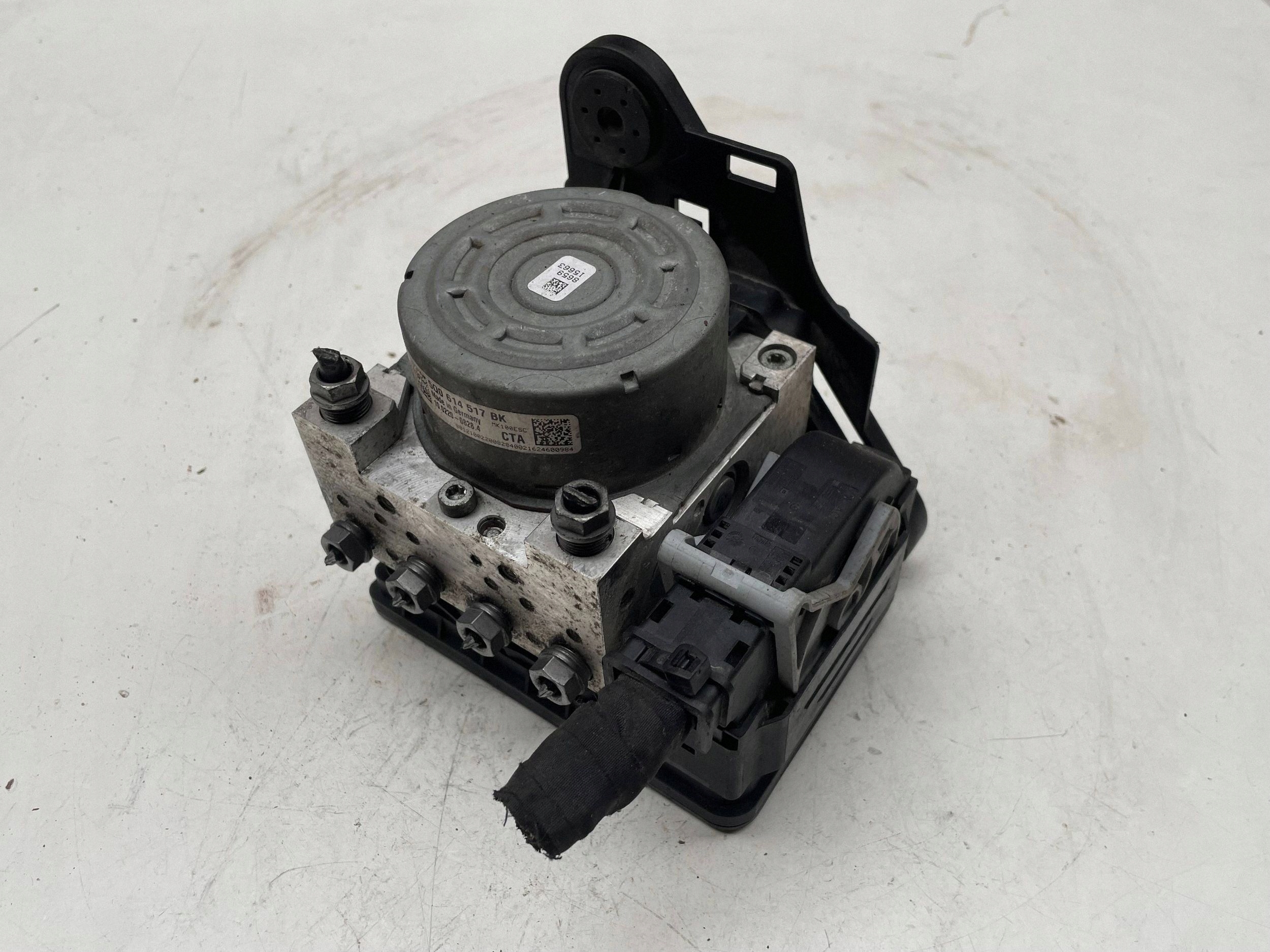 pompa ABS Volkswagen Golf VII 5Q0614517BK originale 5Q0973374