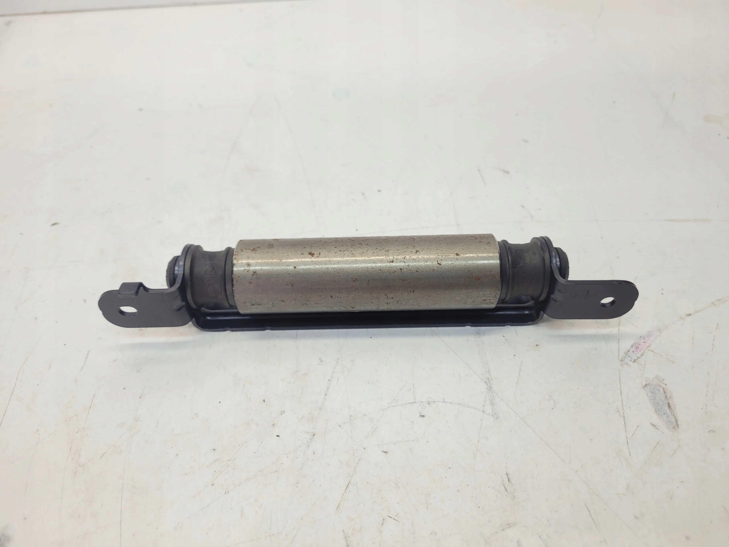 Tilgergewicht WYROWNOWAZAJACY AUDI Q4 E-TRON 89E827242B