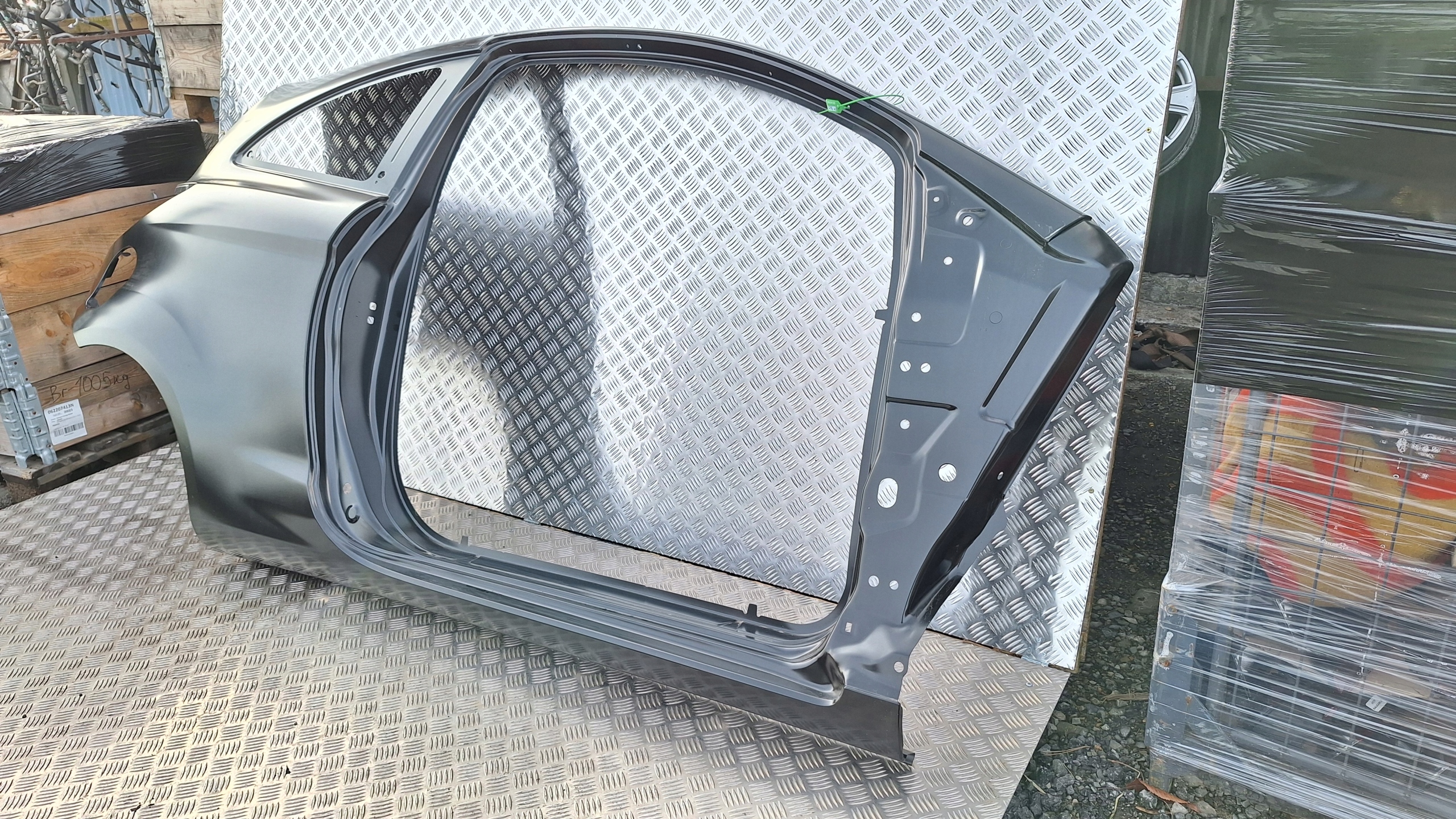 fender right threshold pillar side FORD KA MK2 08