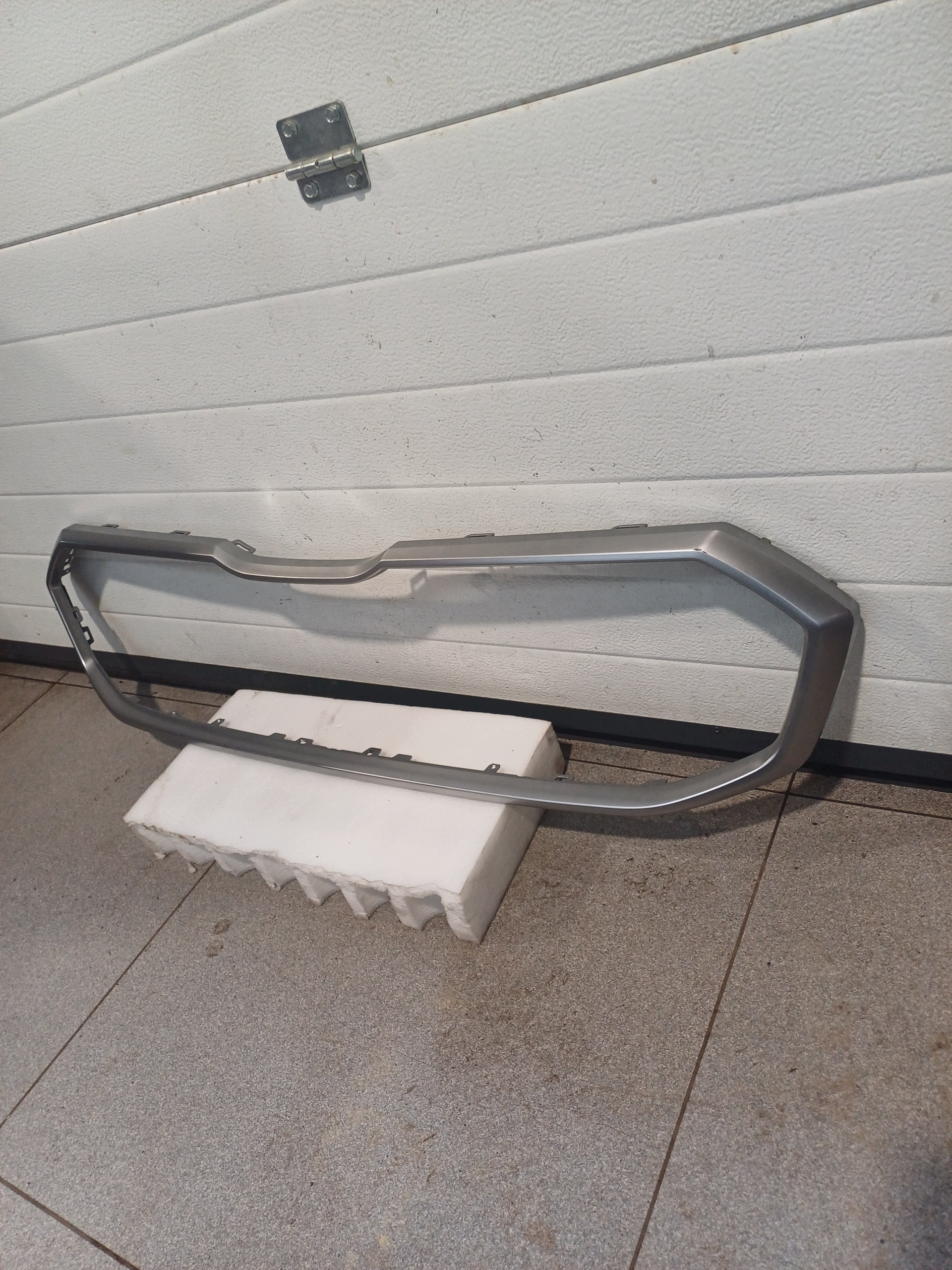 grill grille CHROM frame SKODA KODIAQ 2 II 57H853761