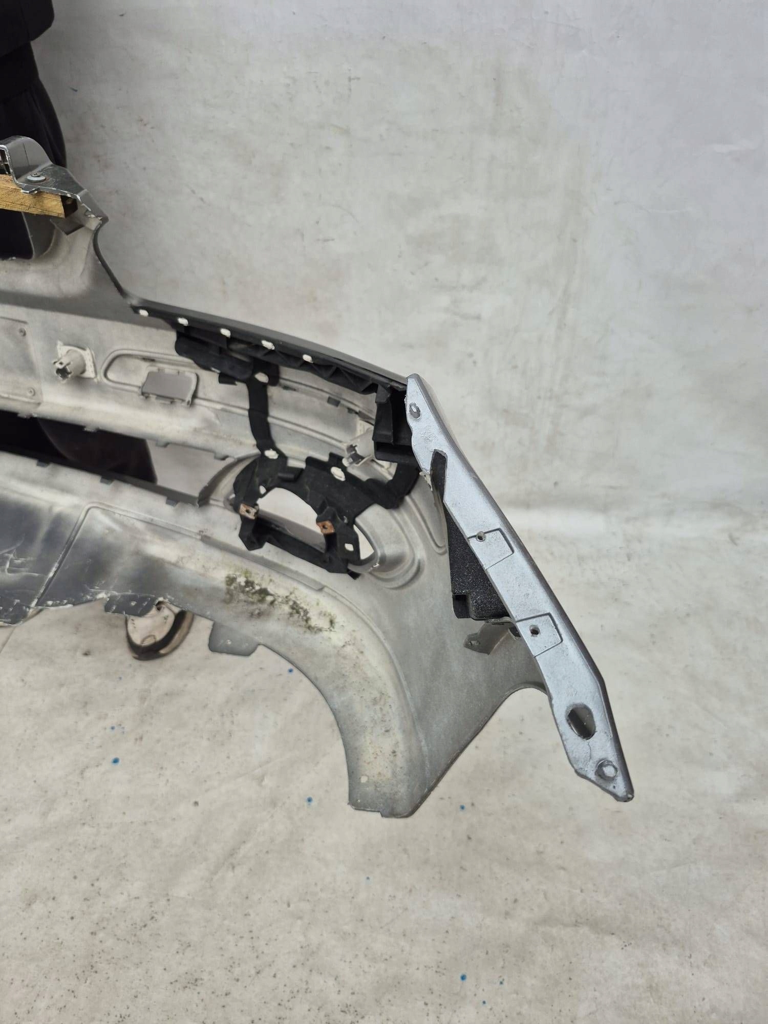 MERCEDES B-KLASA and 1 W245 05-08 bumper front front PDC