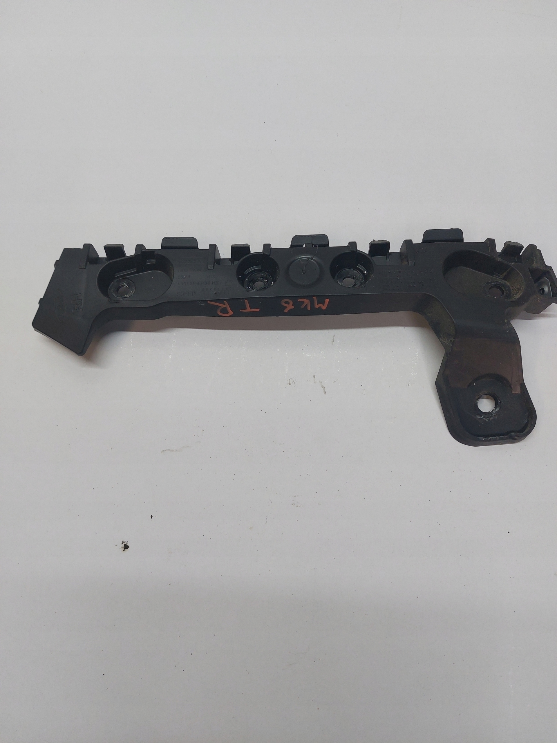 Support Support plaque Pare choc Droite Arrière FORD FIESTA MK8