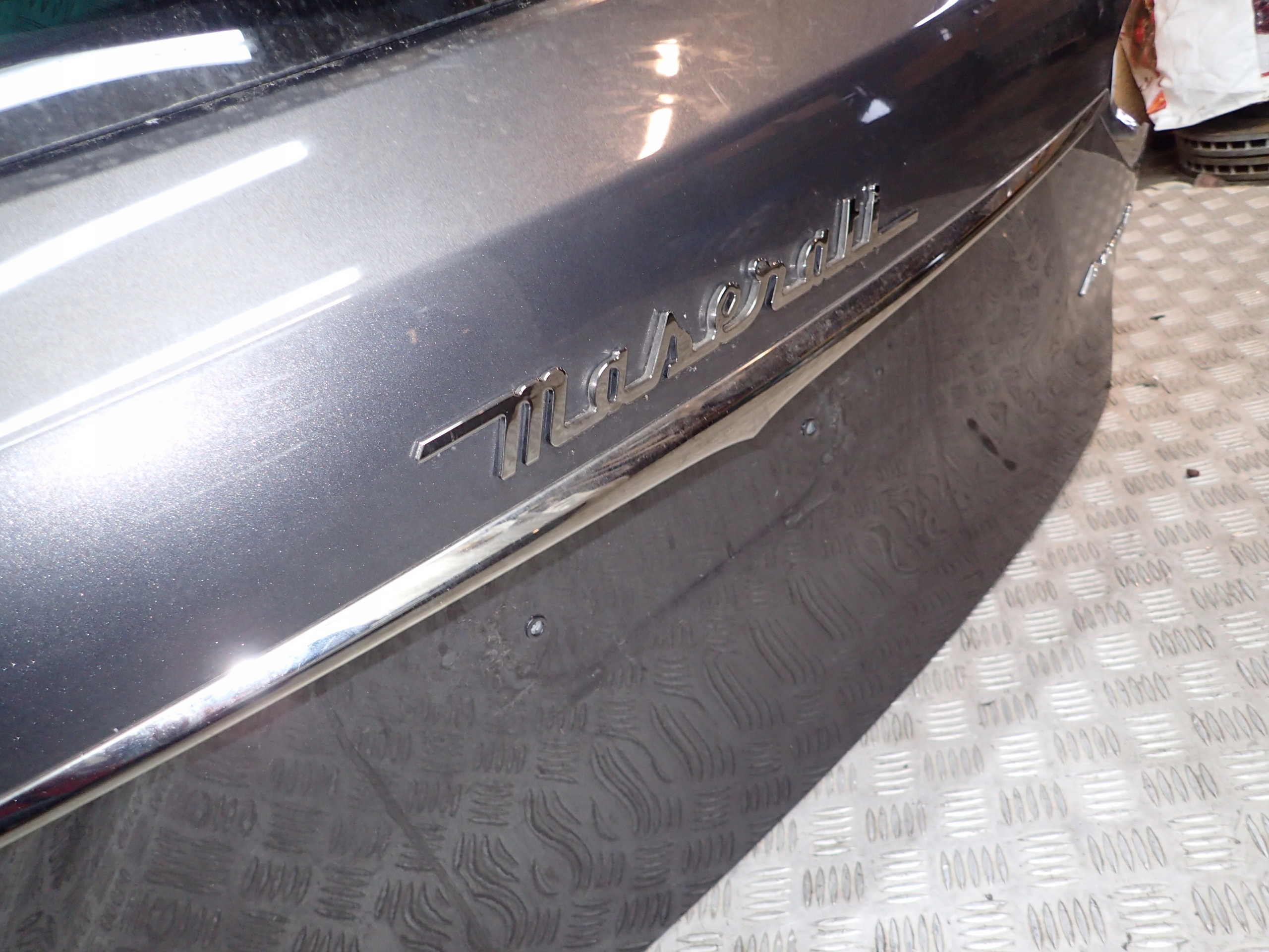 MASERATI LEVANTE KLAPA TYŁ TYLNA SZYBA 19R AS3 Typ samochodu 4x4/SUV Samochody osobowe