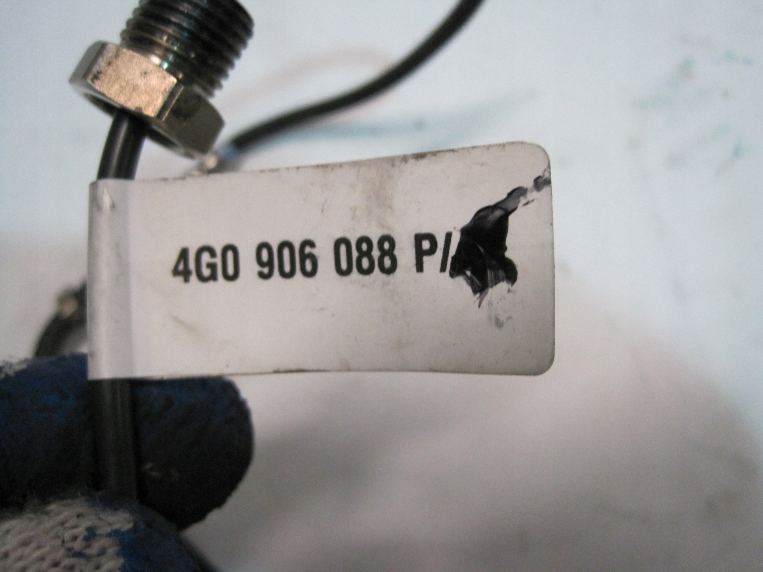Sensor TEMPERATURY Gase 4G0906088P