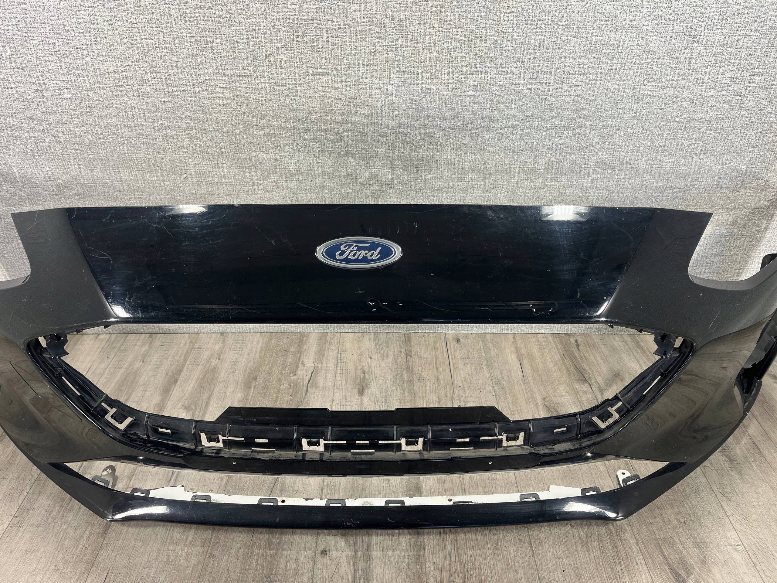 FORD FOCUS MK4 2018-2022 nárazník předek JX7B17757A