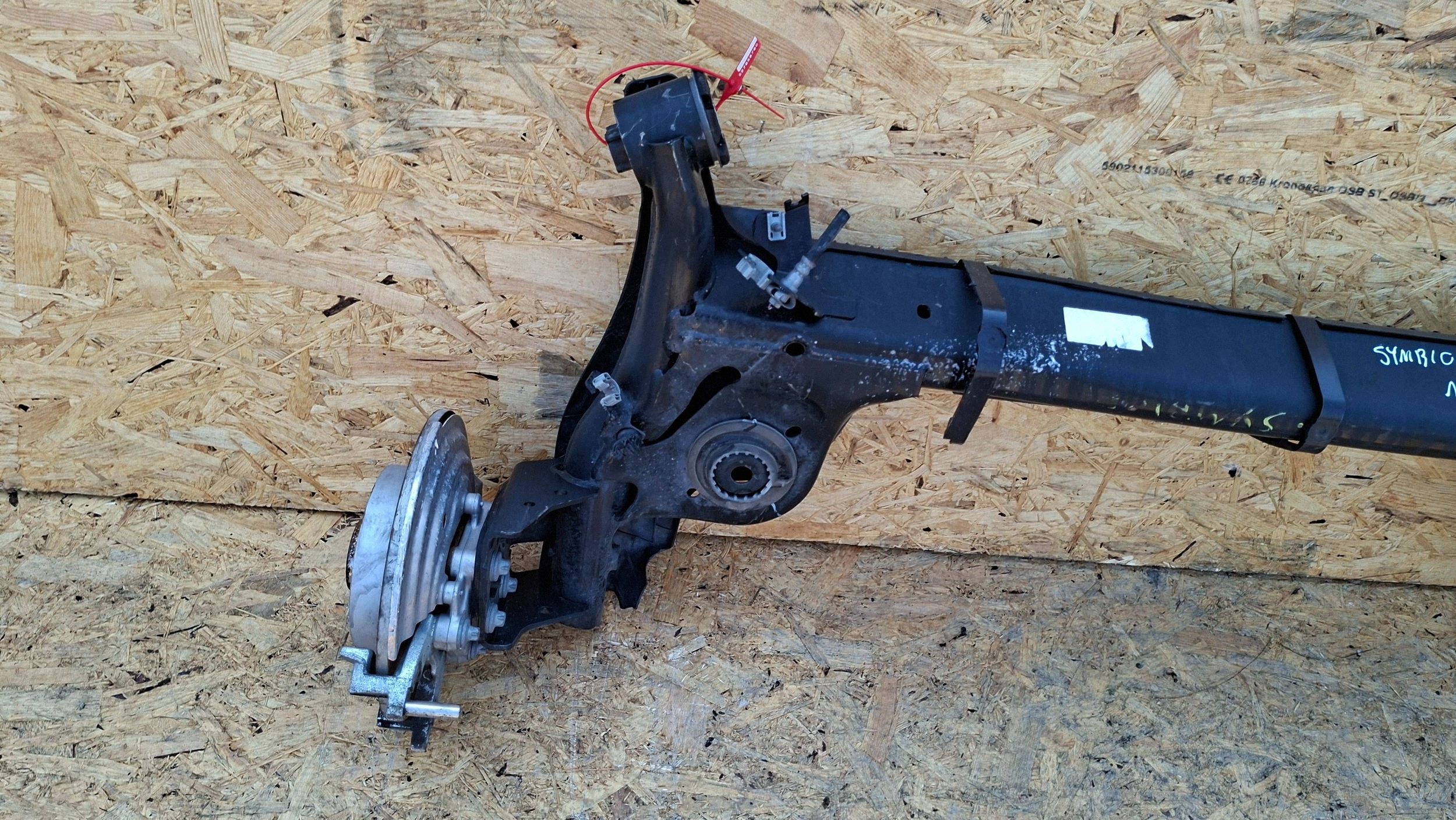 axis rear part RENAULT SYMBIOZ 2024