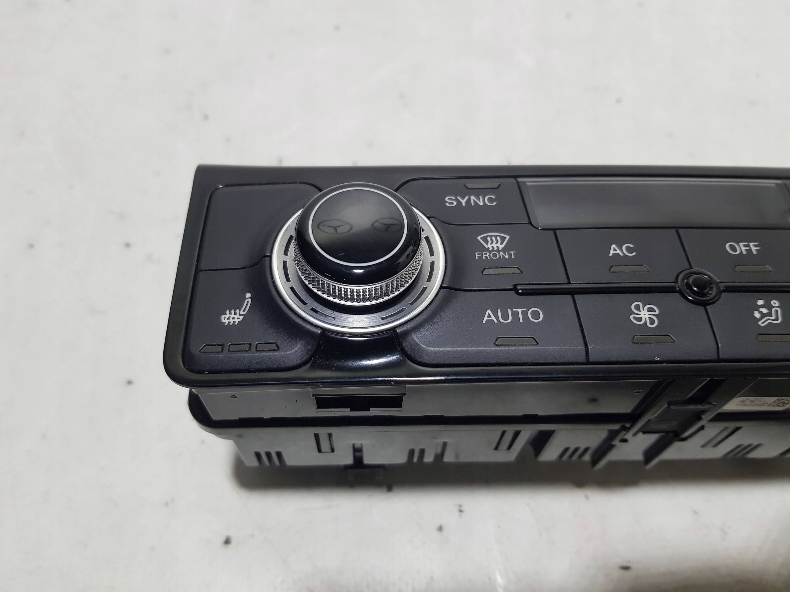 PANEL klími klimatizaci KLIMY AUDI A8 D4 4H0820043G