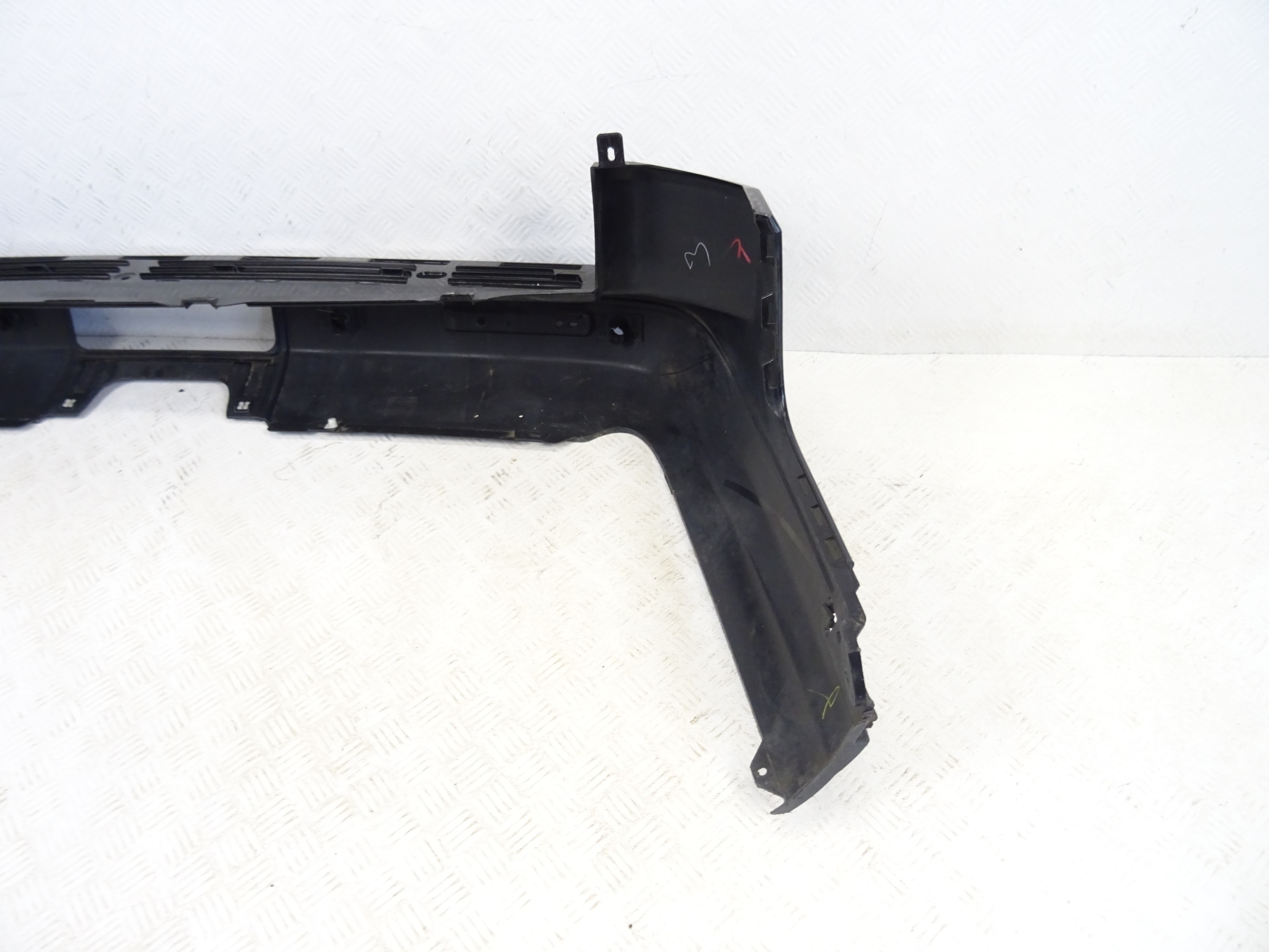 Land Rover Discovery IV 4 bumper rear part rear