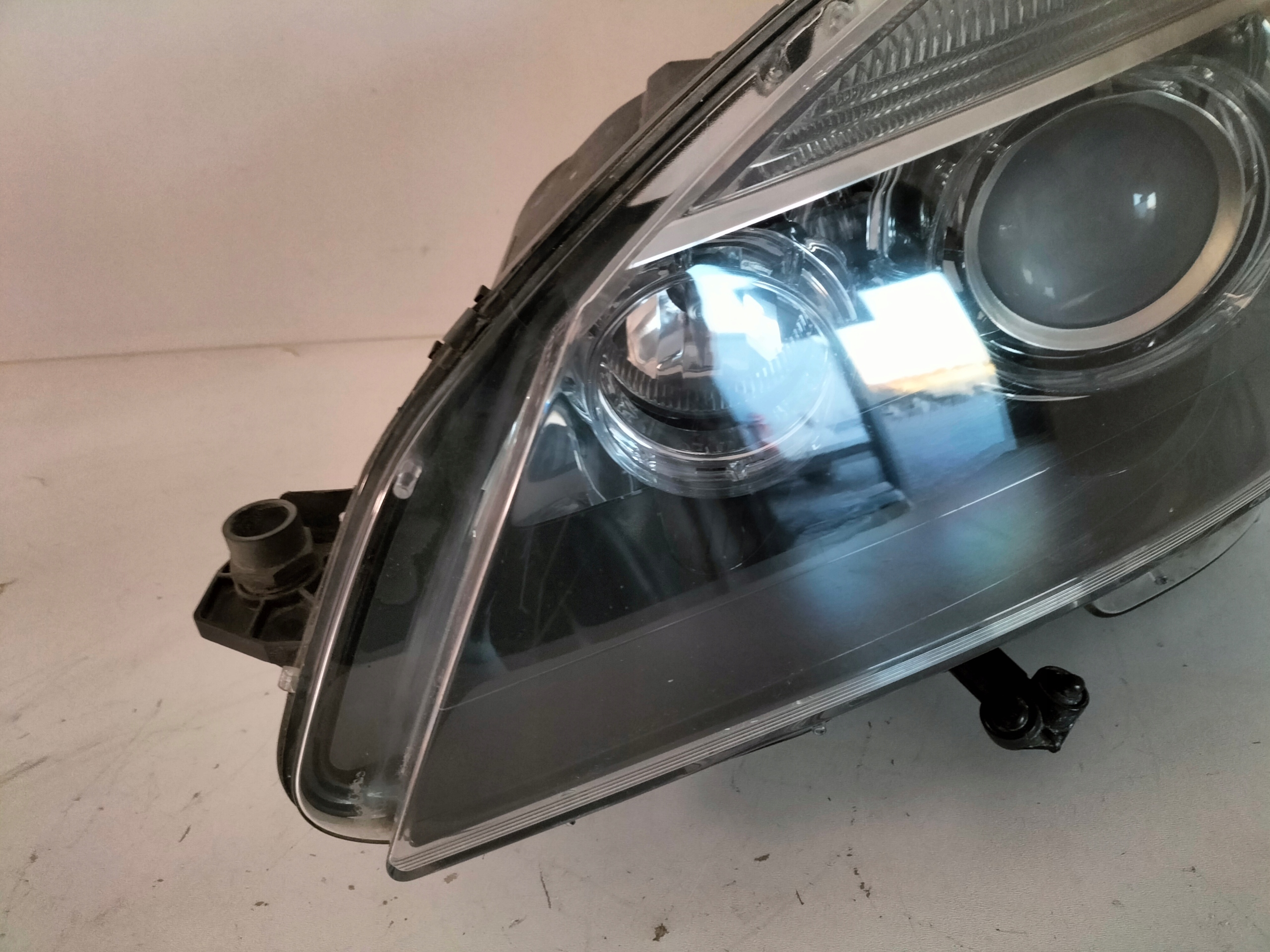 light front reflektor left MERCEDES CLC CL203 07-11 C KLASA W204 BIXENON