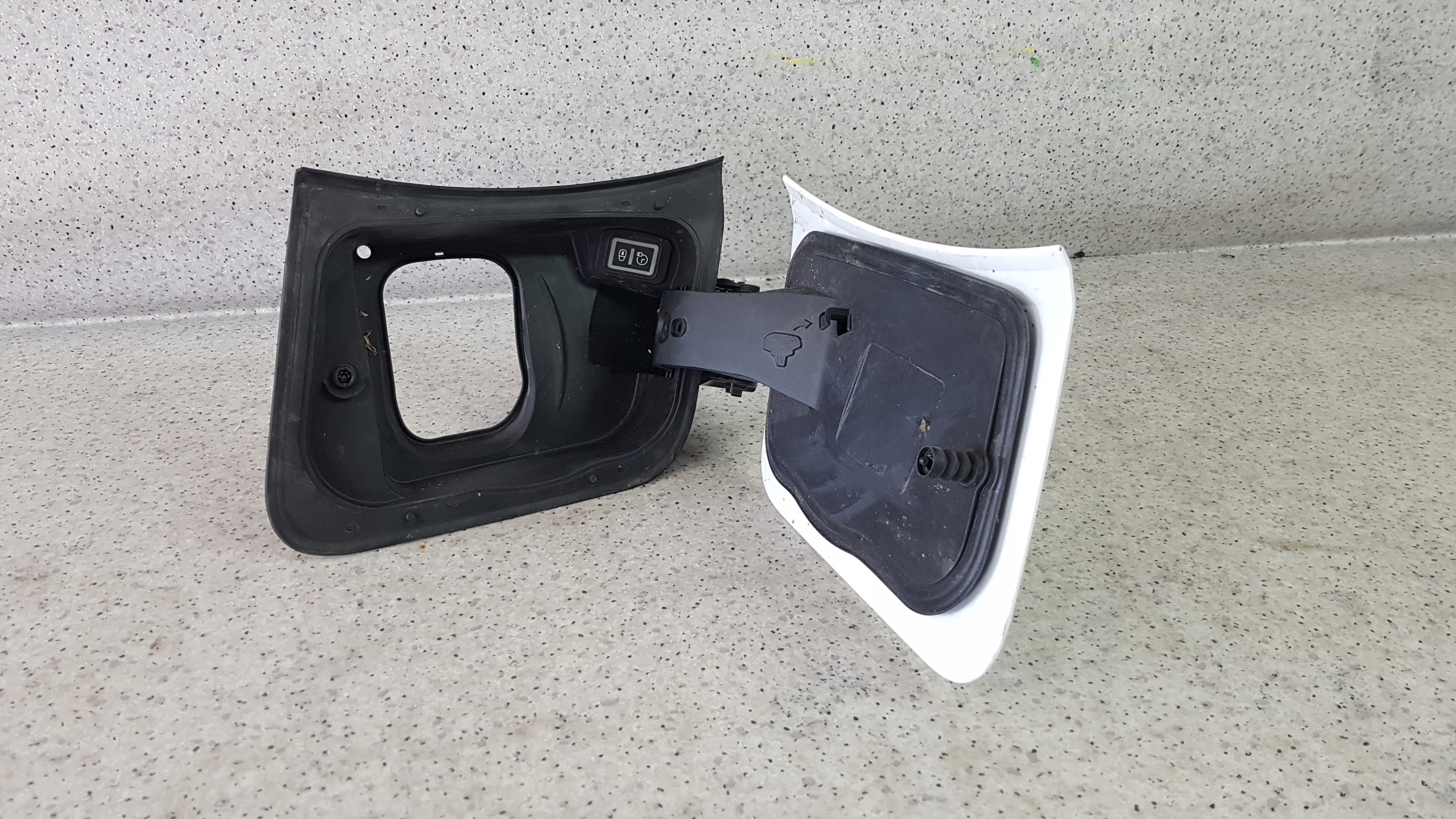 OPEL MOKKA E 2020 - 9833719580 Adapter, Stecker LADOWARKI 3059