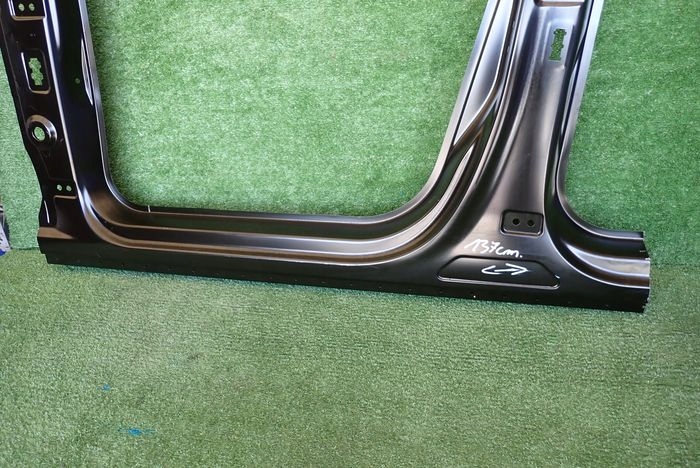 SEAT CUPRA FORMENTOR threshold pillar left side