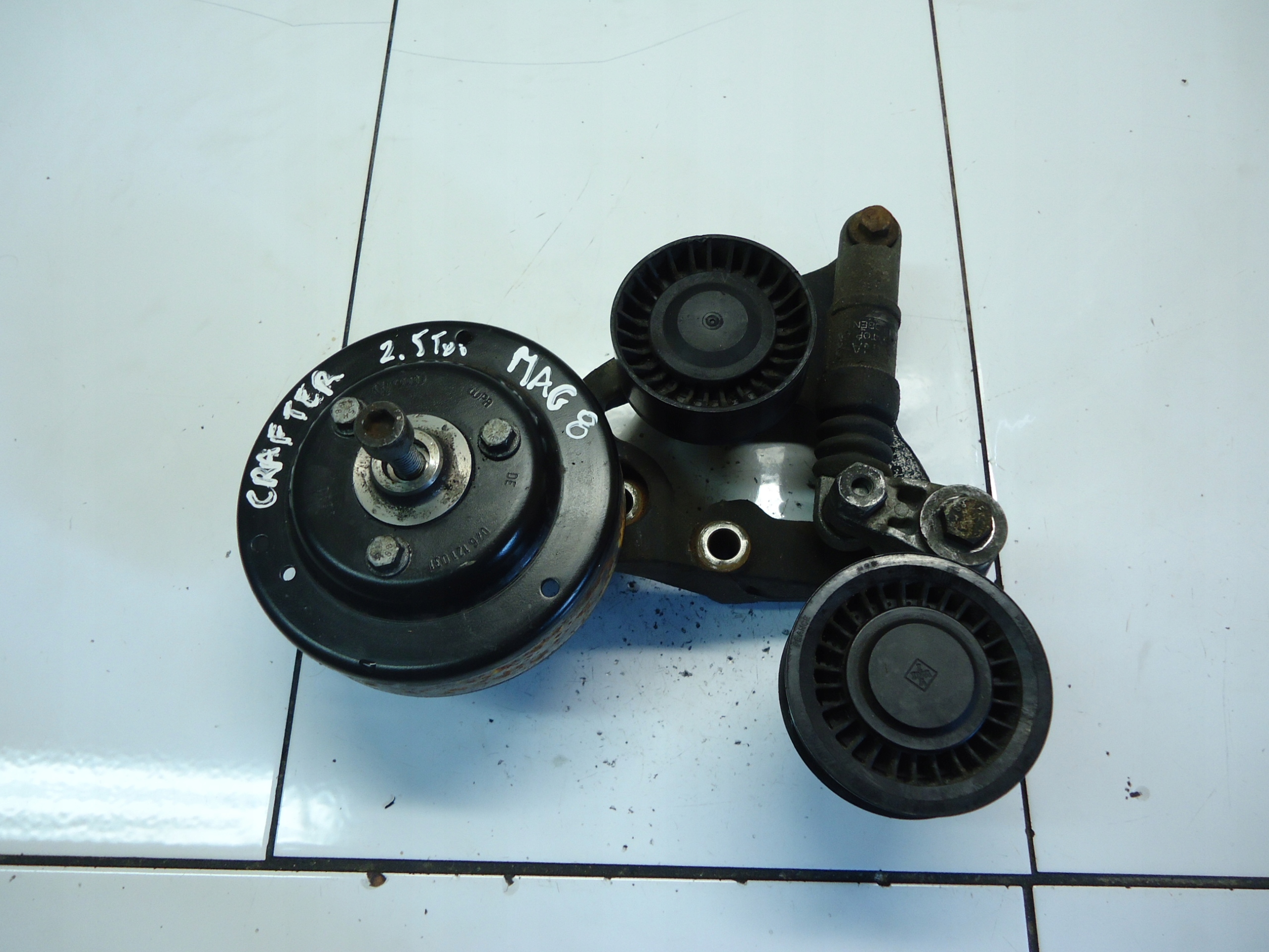 VW CRAFTER 2.5 TDI supporto NAPINACZA 076145169A