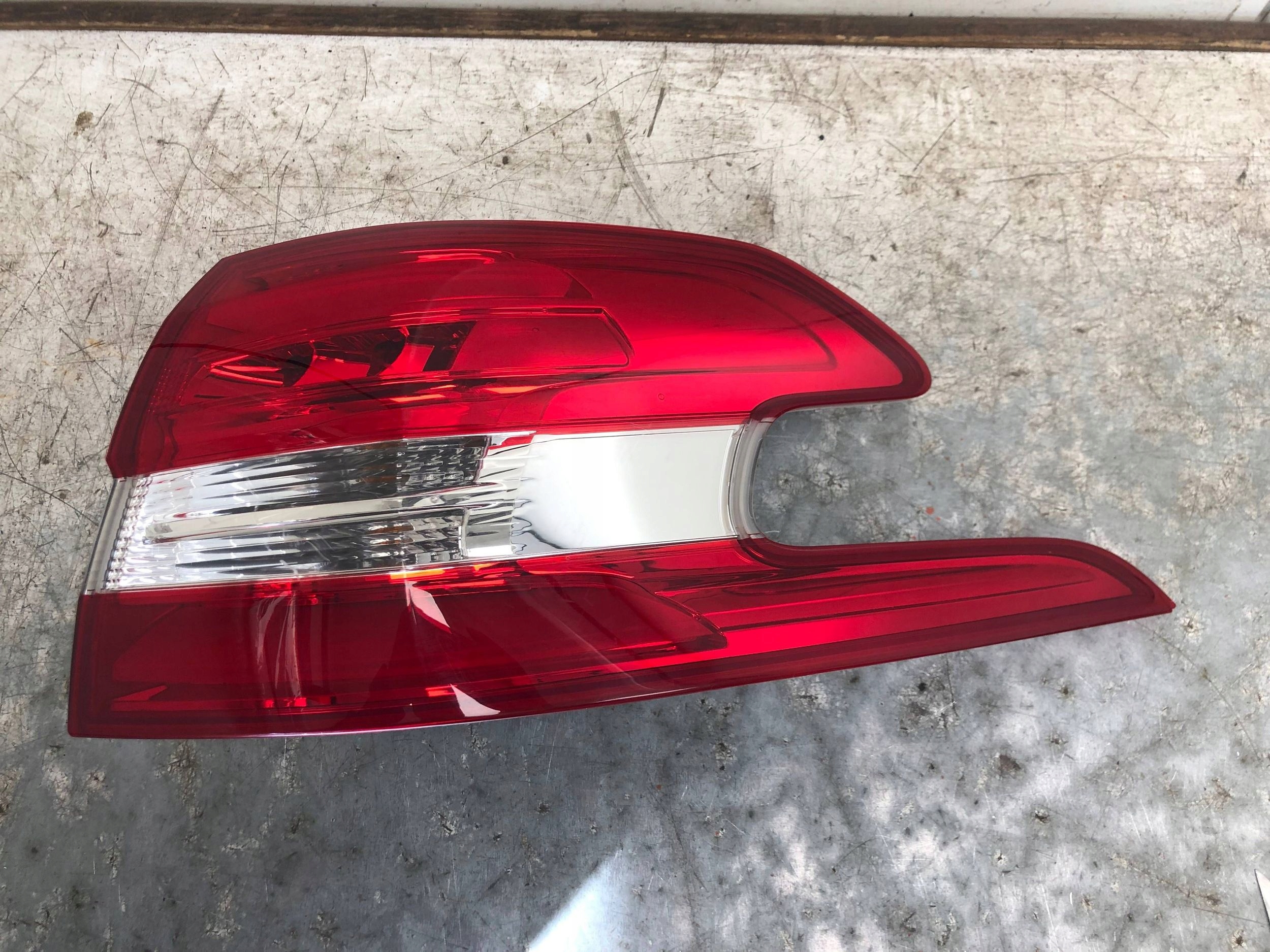 light right rear part PEUGEOT 308 KOMBI 9678093880