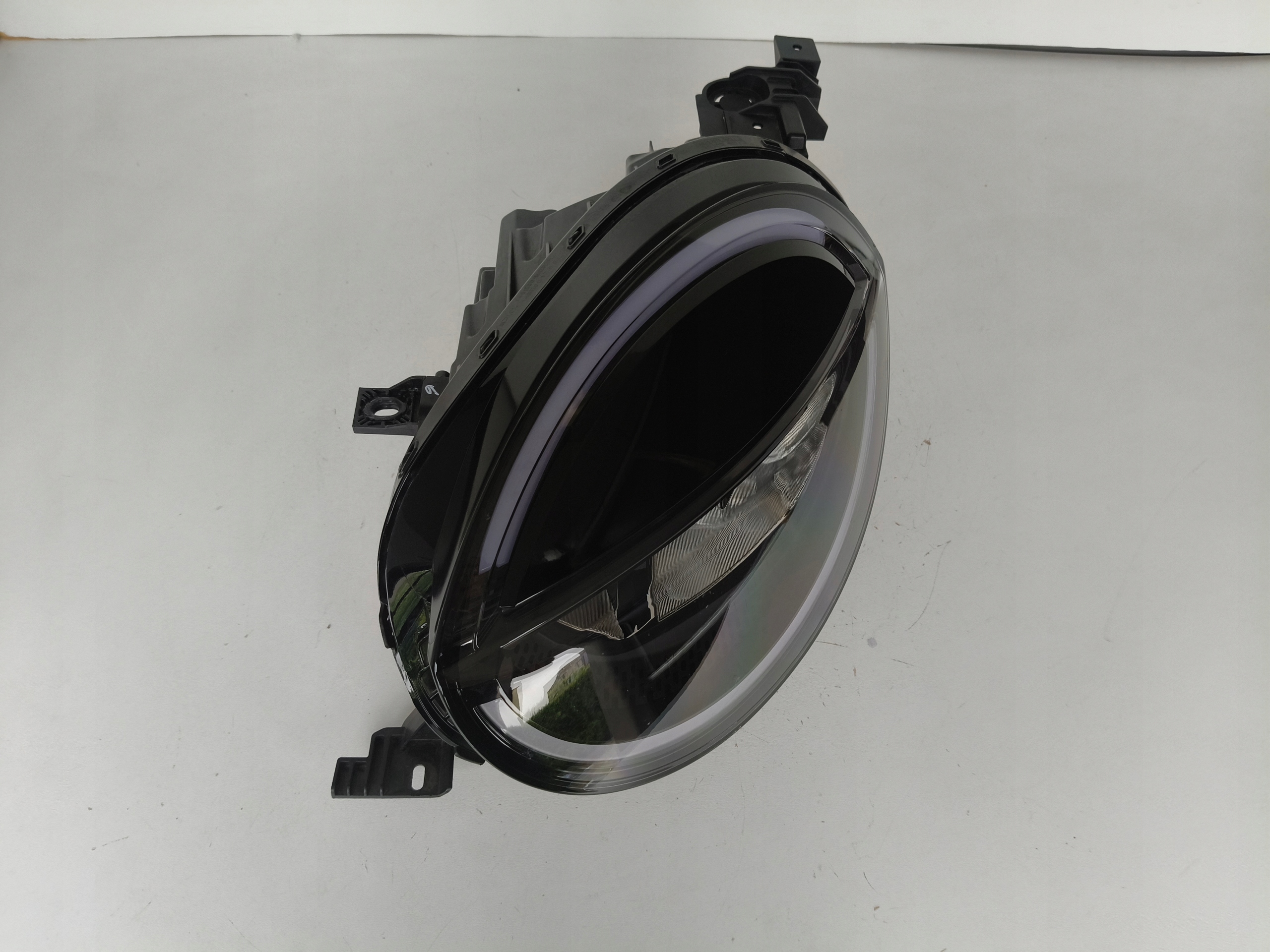 light left REFLEKTOR FIAT 600 23- FULL LED