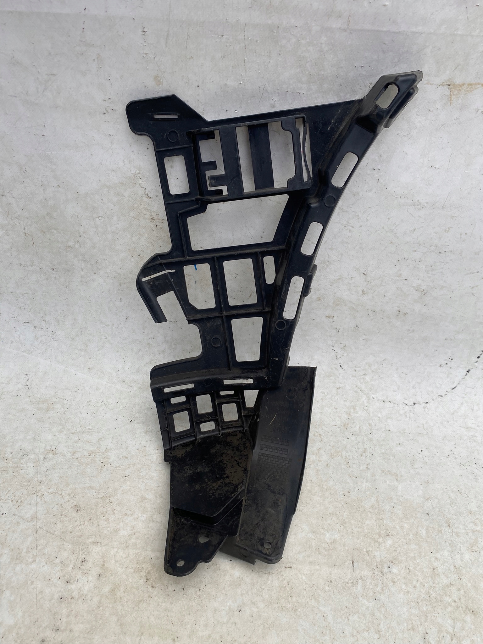 MERCEDES W156 GLA AMG bumper bracket rear part left A1568851114