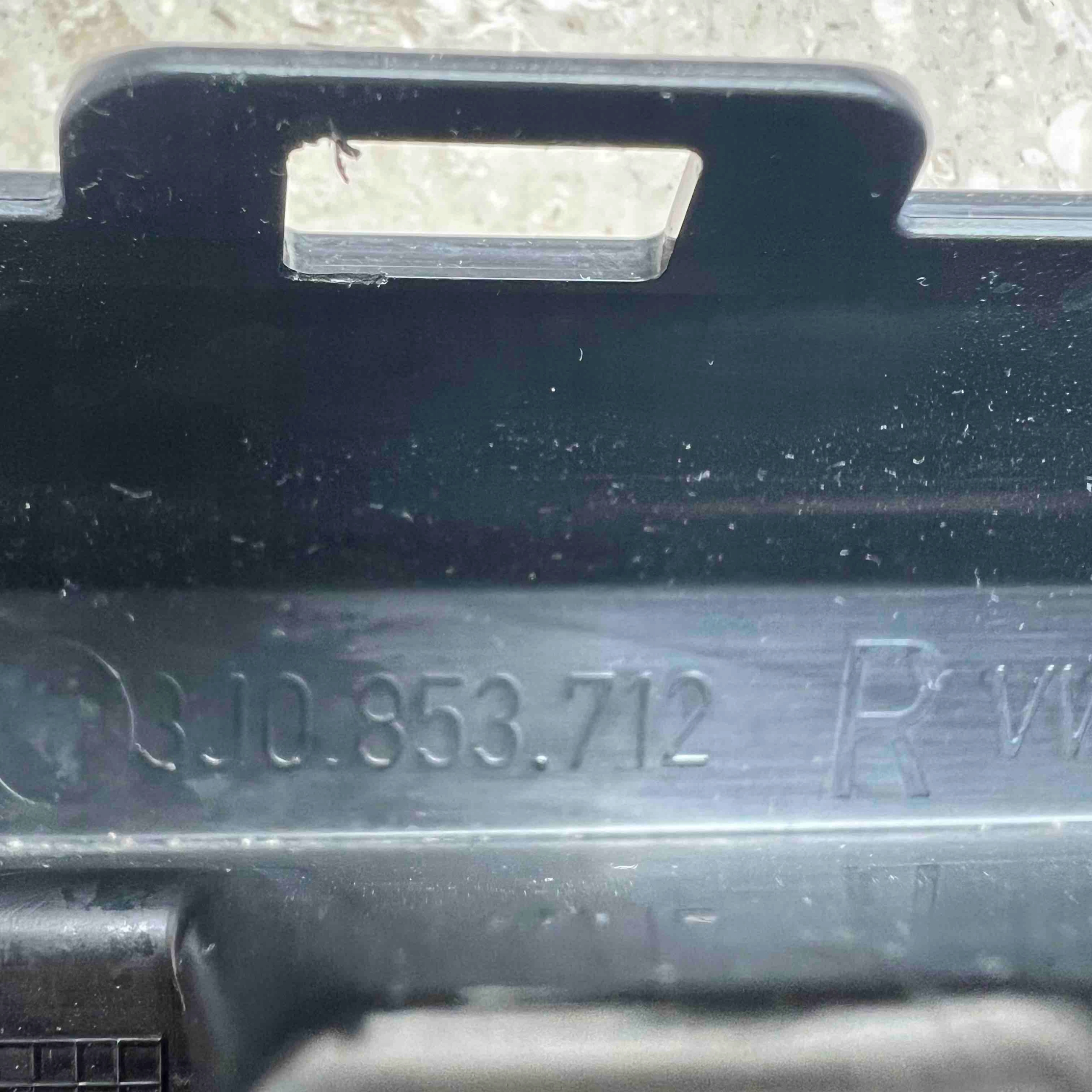 VW PASSAT B9 3J0 24- grid GRILLA right front 3J0853712 original