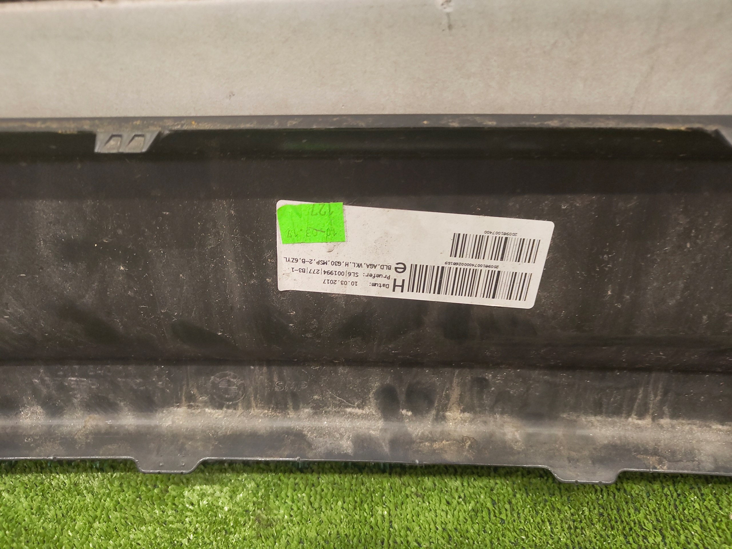 BMW 5 G30 diffúzor nárazníku záď m-packet 8064718 ODBLASKI
