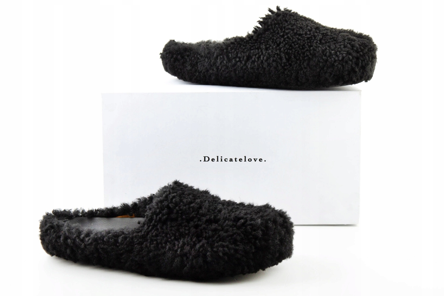 Pantofle pantofle Delicatelove vlněné kožené pantofle sandále, černé, vel.