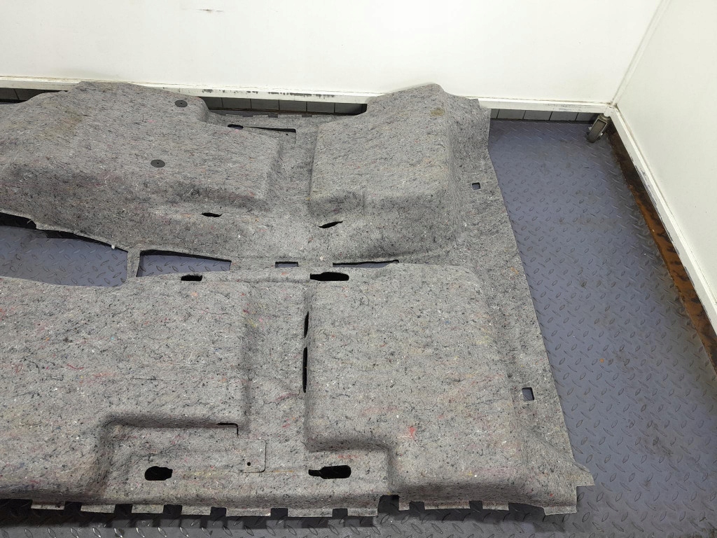 seat ARONA РЕСТАЙЛИНГ ковер европа 6F1863367D