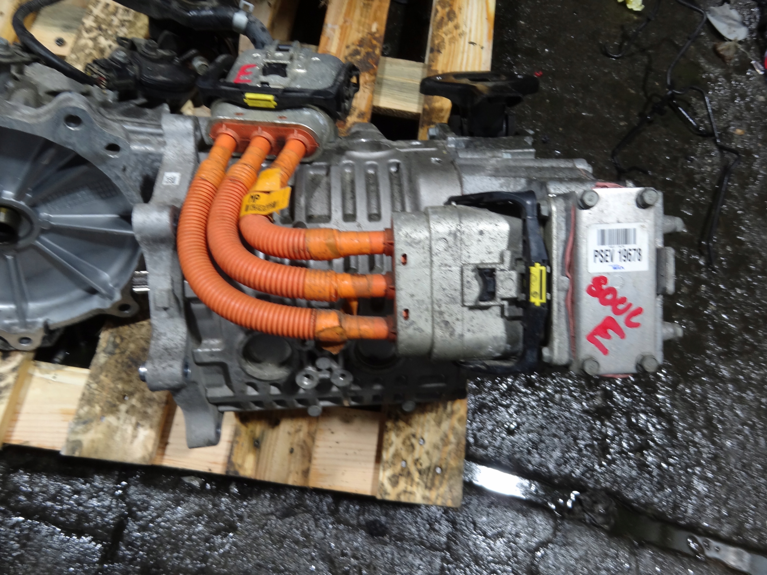 kia SOUL II 2016 EV Двигатель электрический оригинал