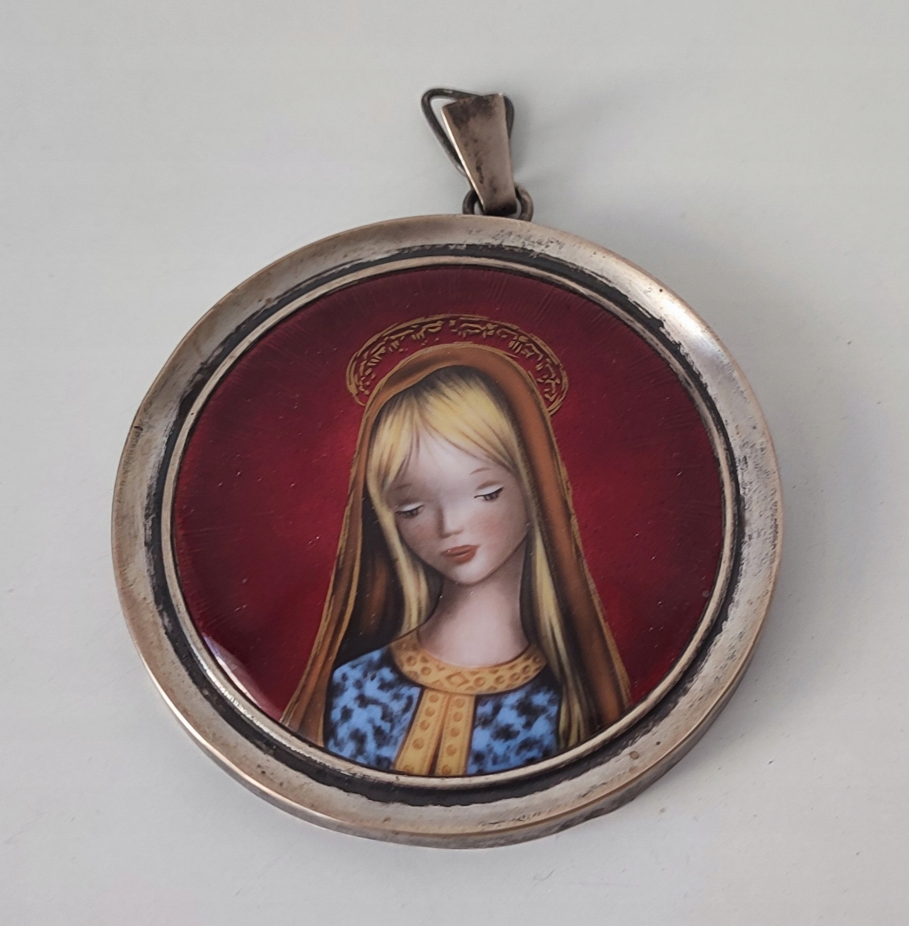 Medal Matka Boska jako dzieciątko dewocjonalia R75