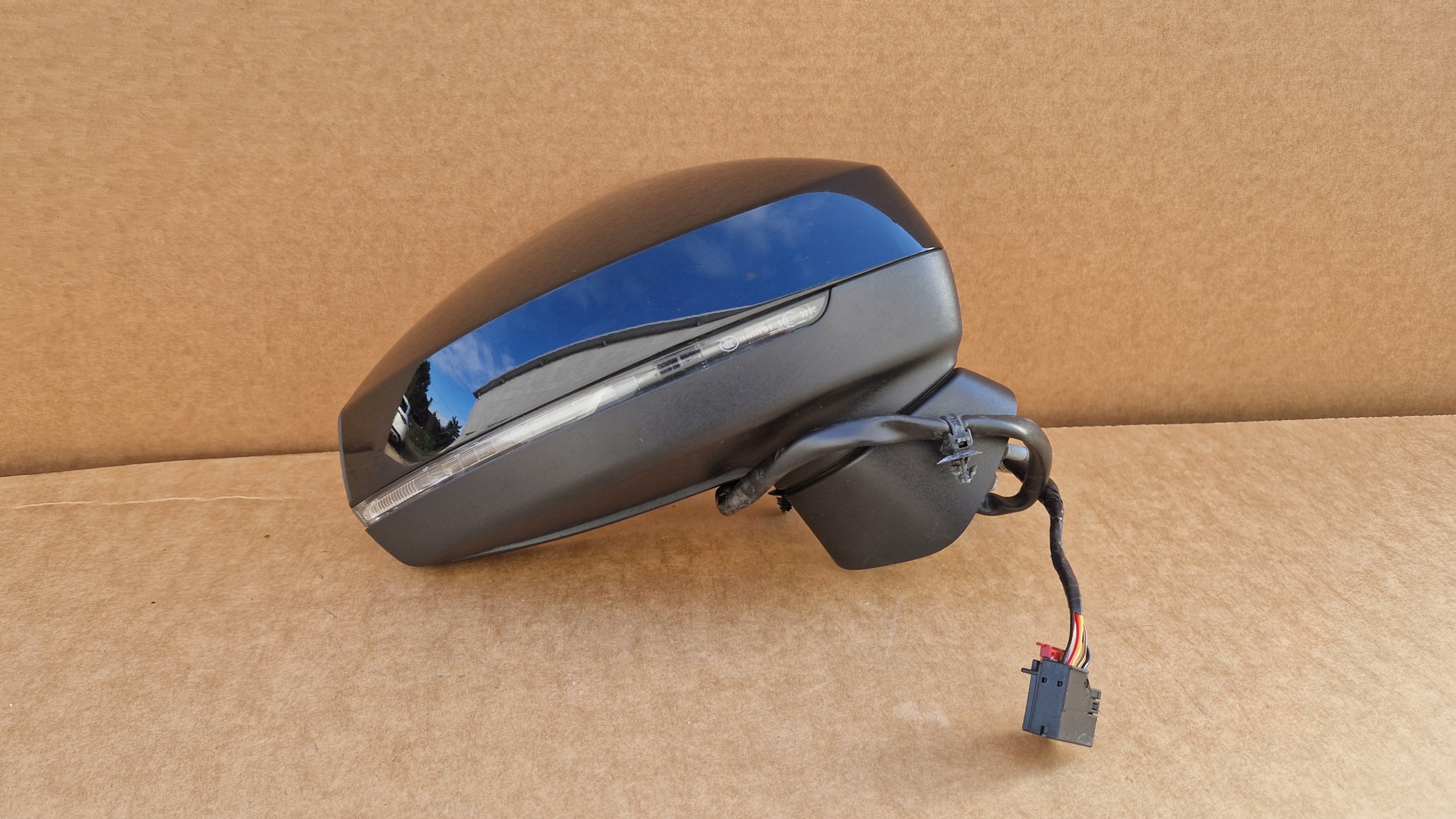 mirror AUDI A3 12-19 R W colour LY9T 6PIN IDEAL