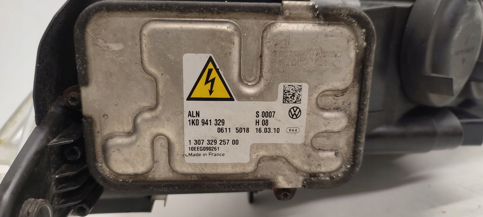 light front front right xenon VW Passat CC 2,0 TDI
