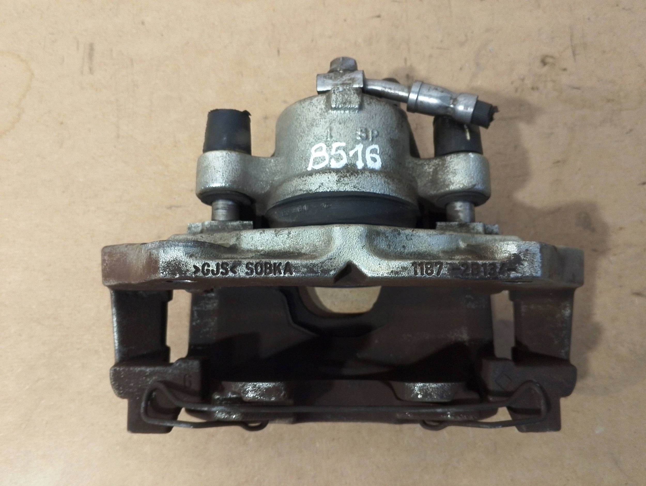 FORD FIESTA MK8 caliper front right JARZMO H1BC-2B294-A (B516)