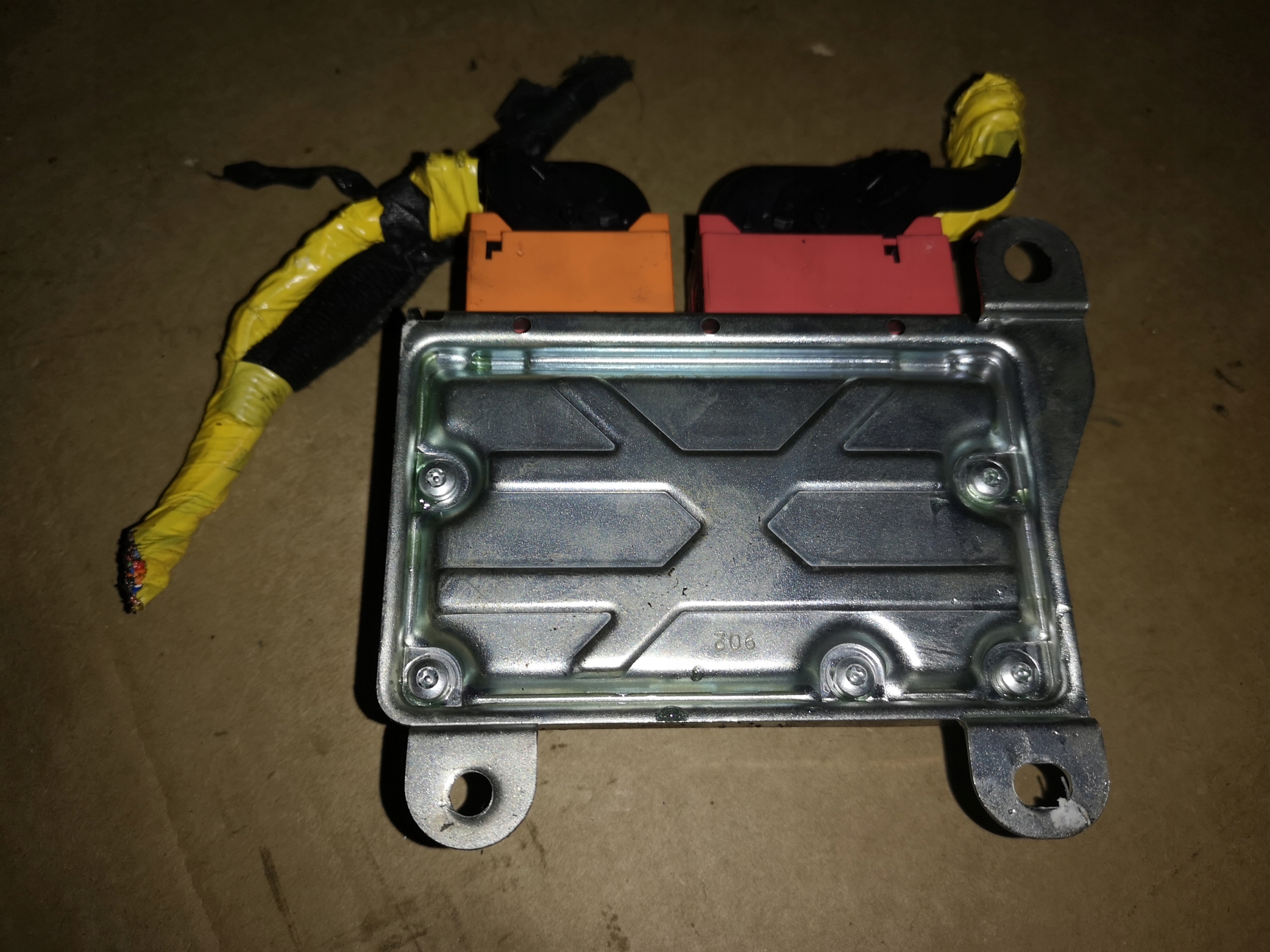 KIA CEED III STEROWNIK MODUŁ PODUSZEK 96910-J7000