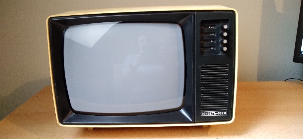 Telewizor Junost 402WS PRL (S)