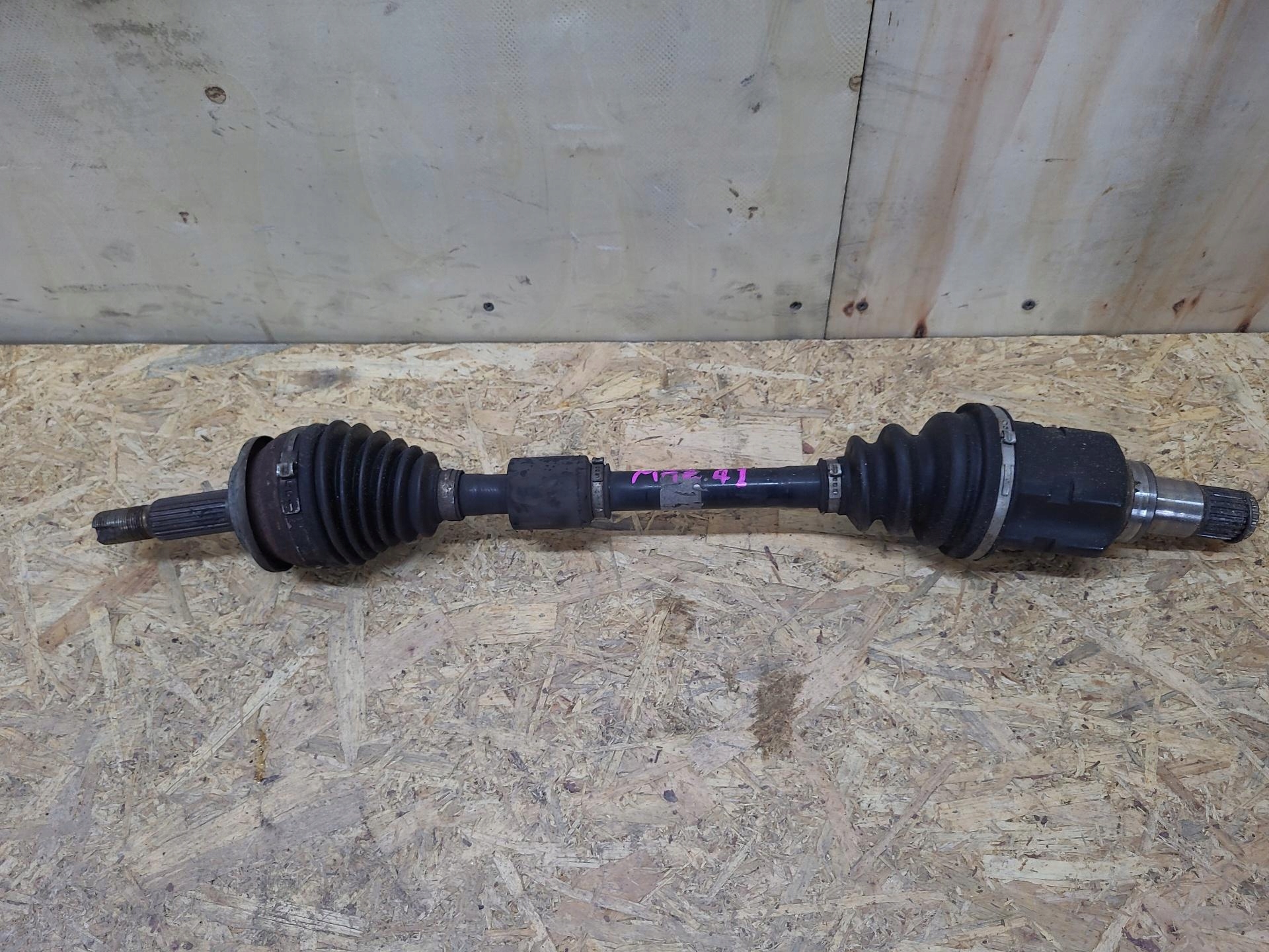 semi-axis front left side Toyota Avensis 3 T270 facelift 2013