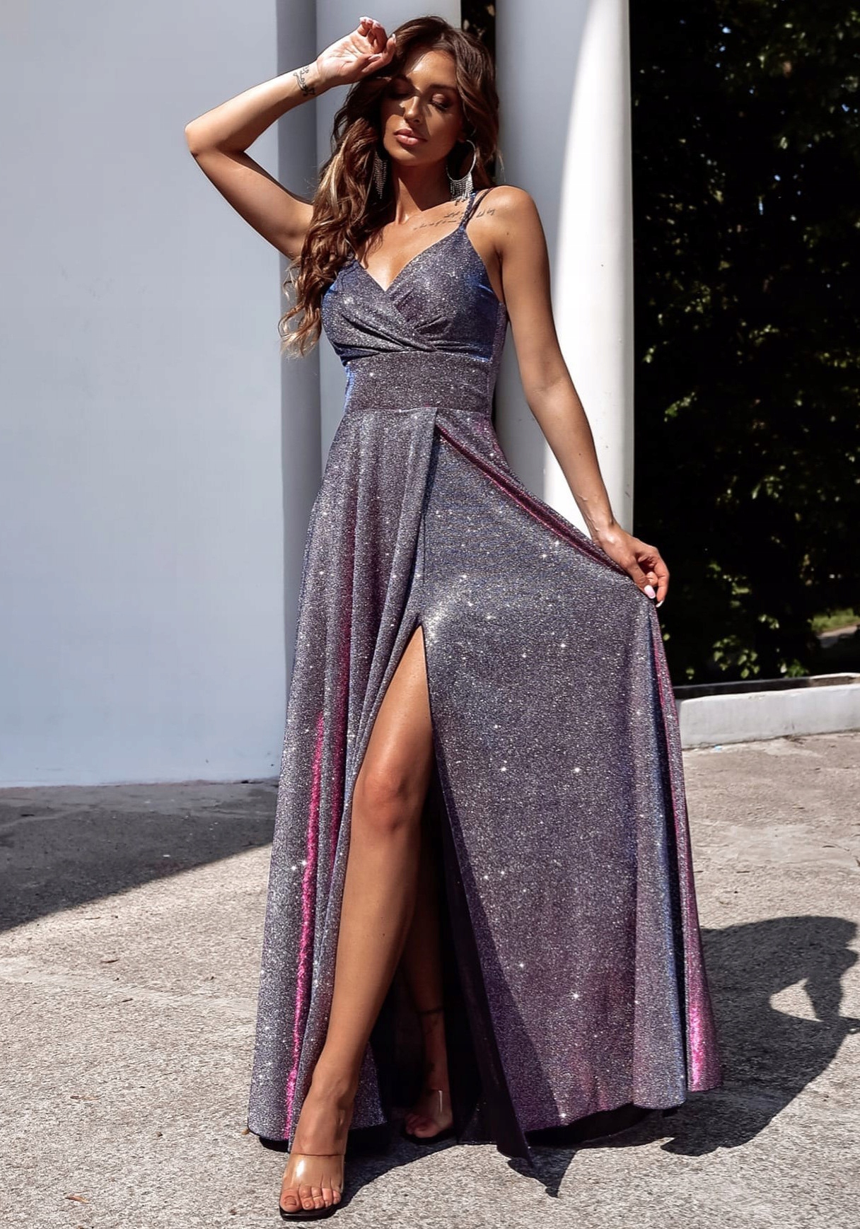 Šaty Na Svatební Hostinu Tiffani Lux Stříbrná-amarantová-chrpa 34