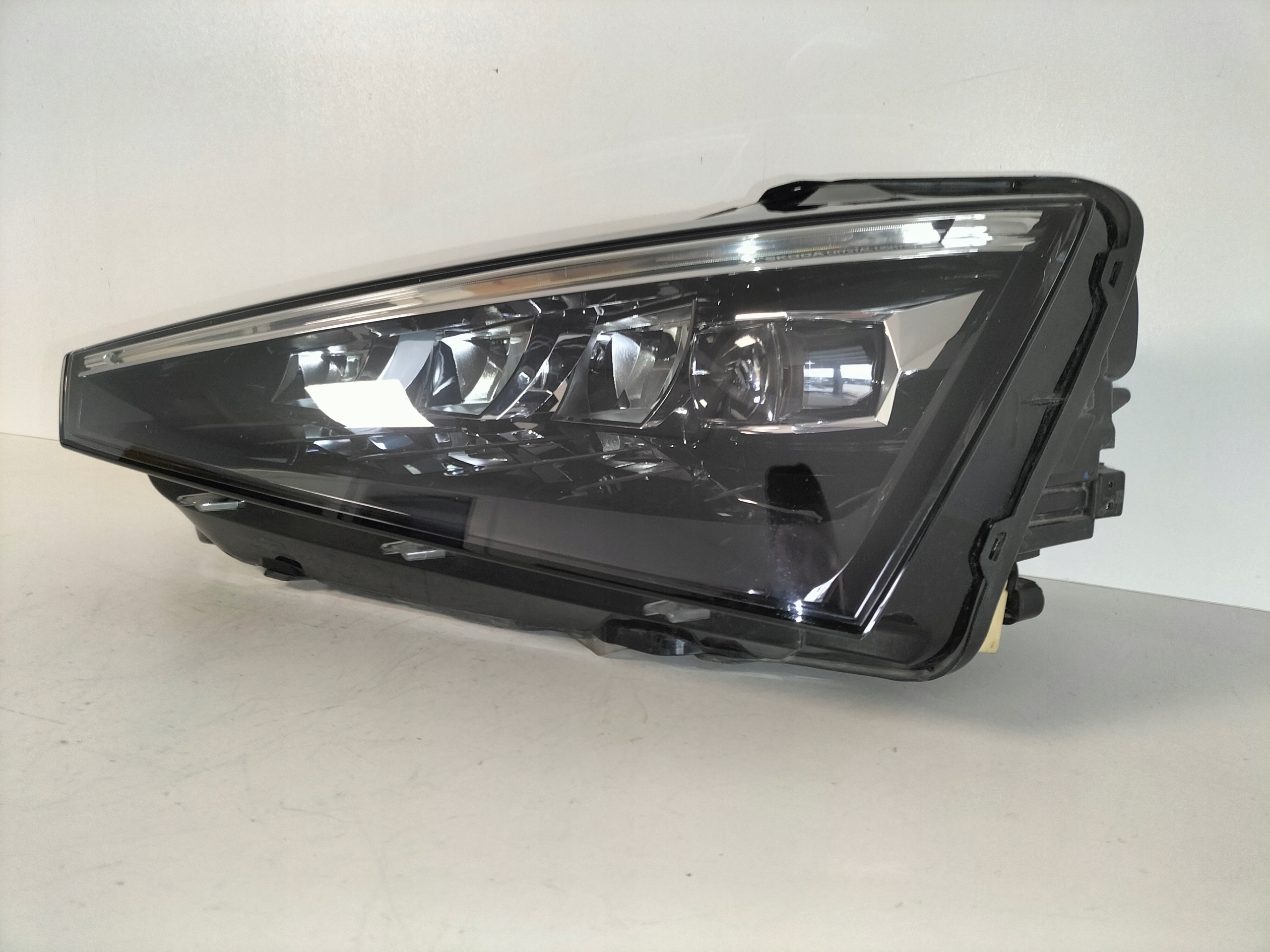 light front reflektor left SKODA SCALA 19- FULL LED CRYSTAL LIGHTING