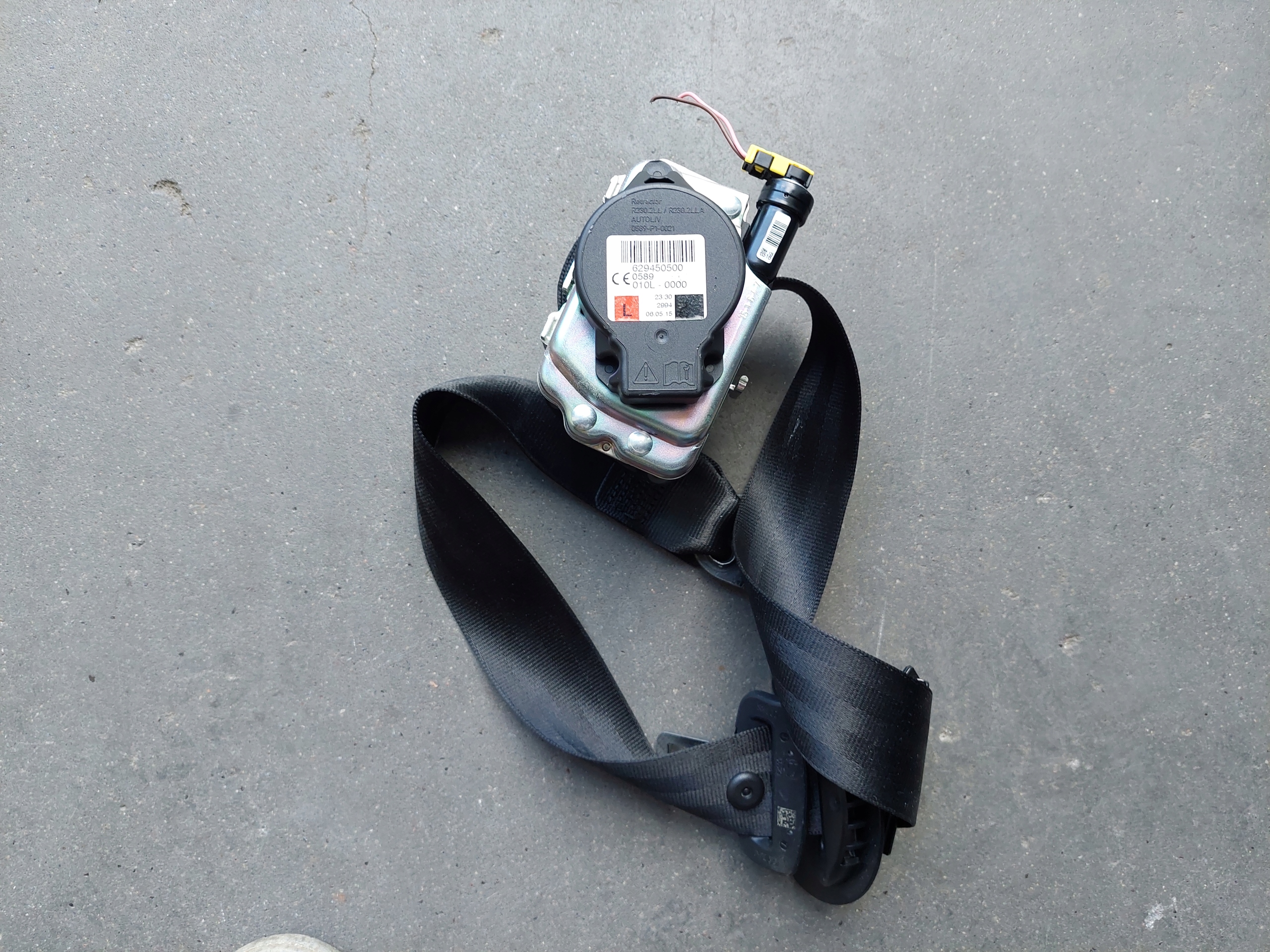 tension belt safety front left right JAGUAR XE X760