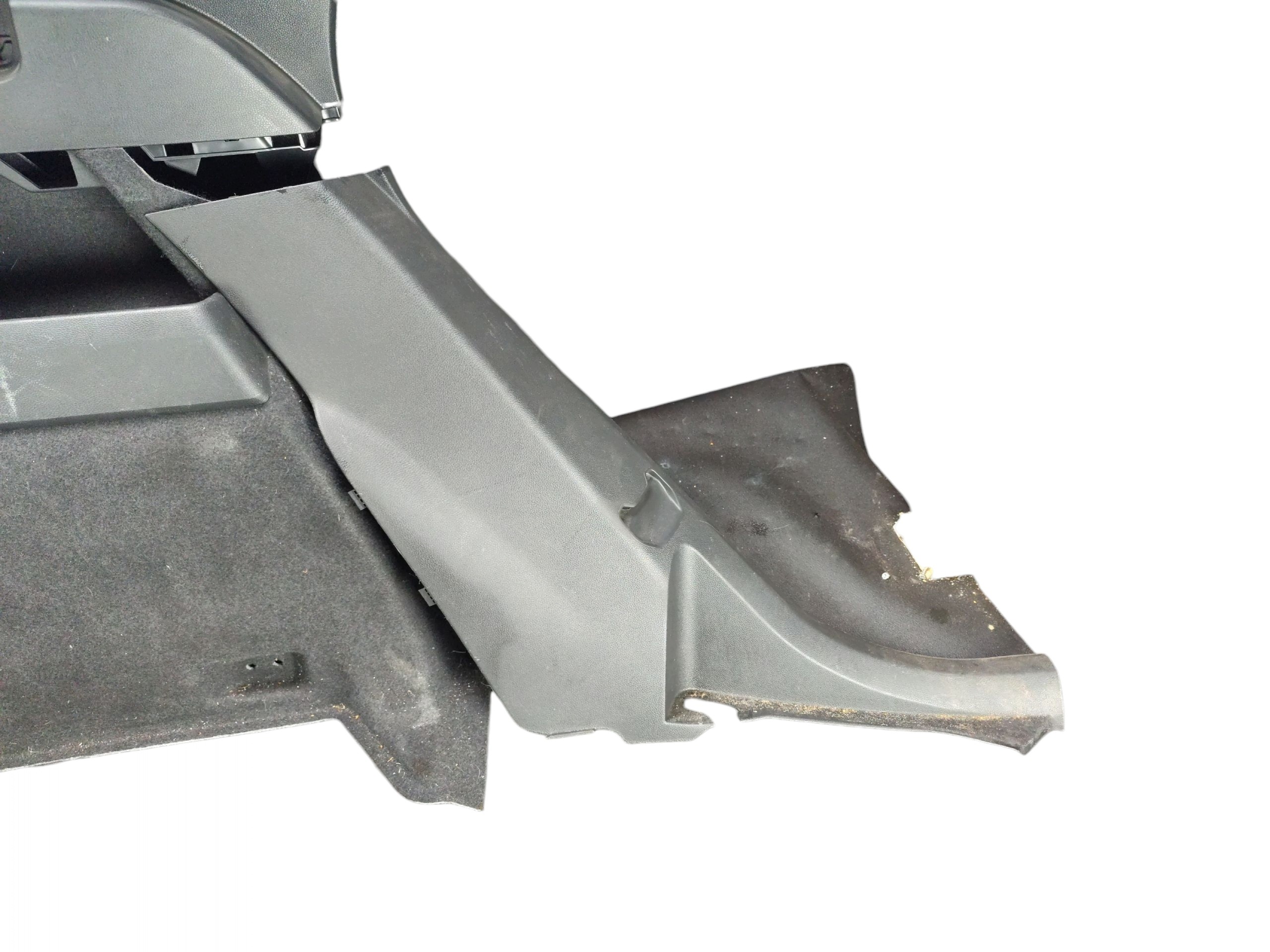side upholstery boot left SKODA KAROQ (2017-2022)