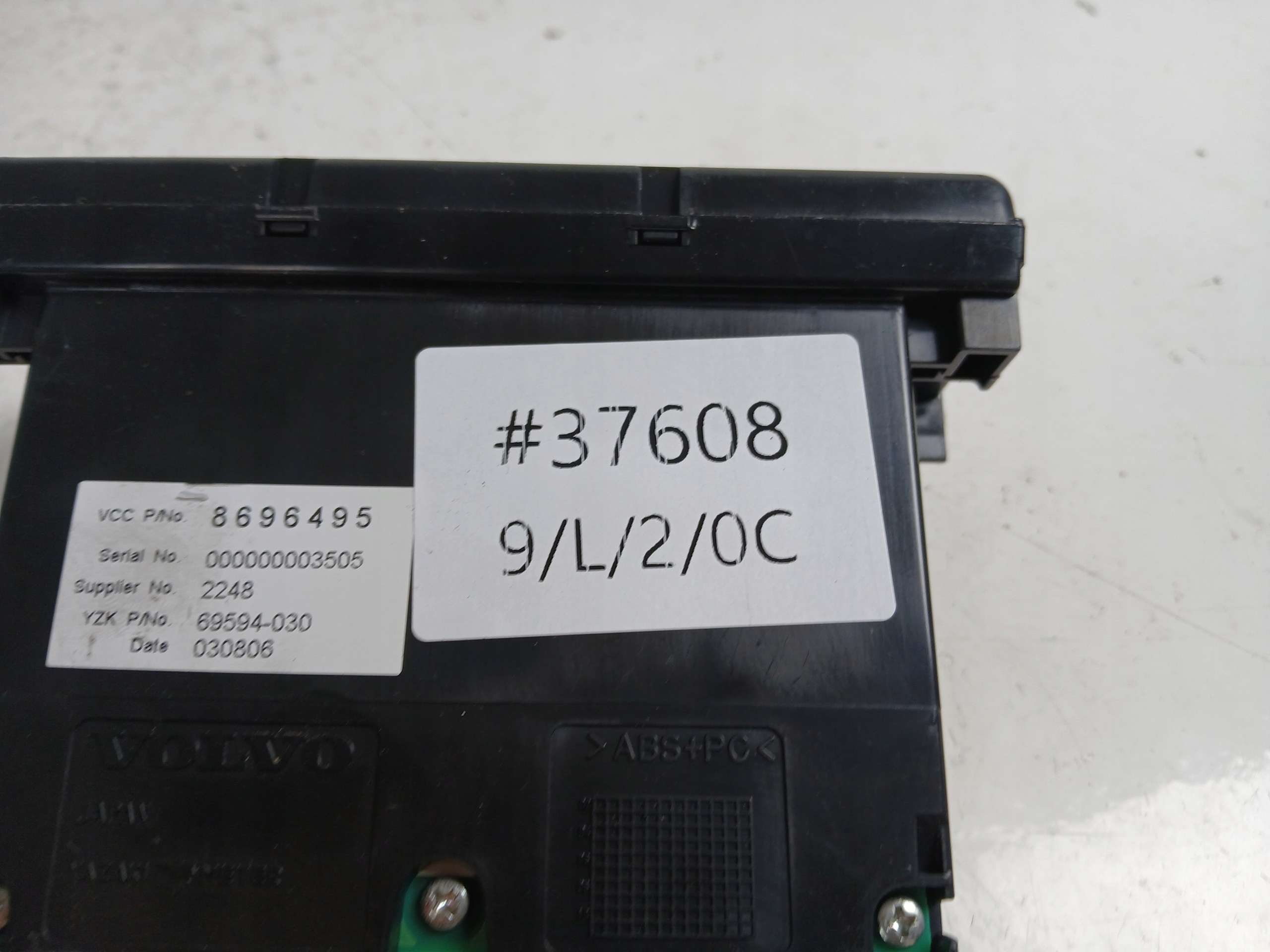 VOLVO V50 S40 II clock display 8696495
