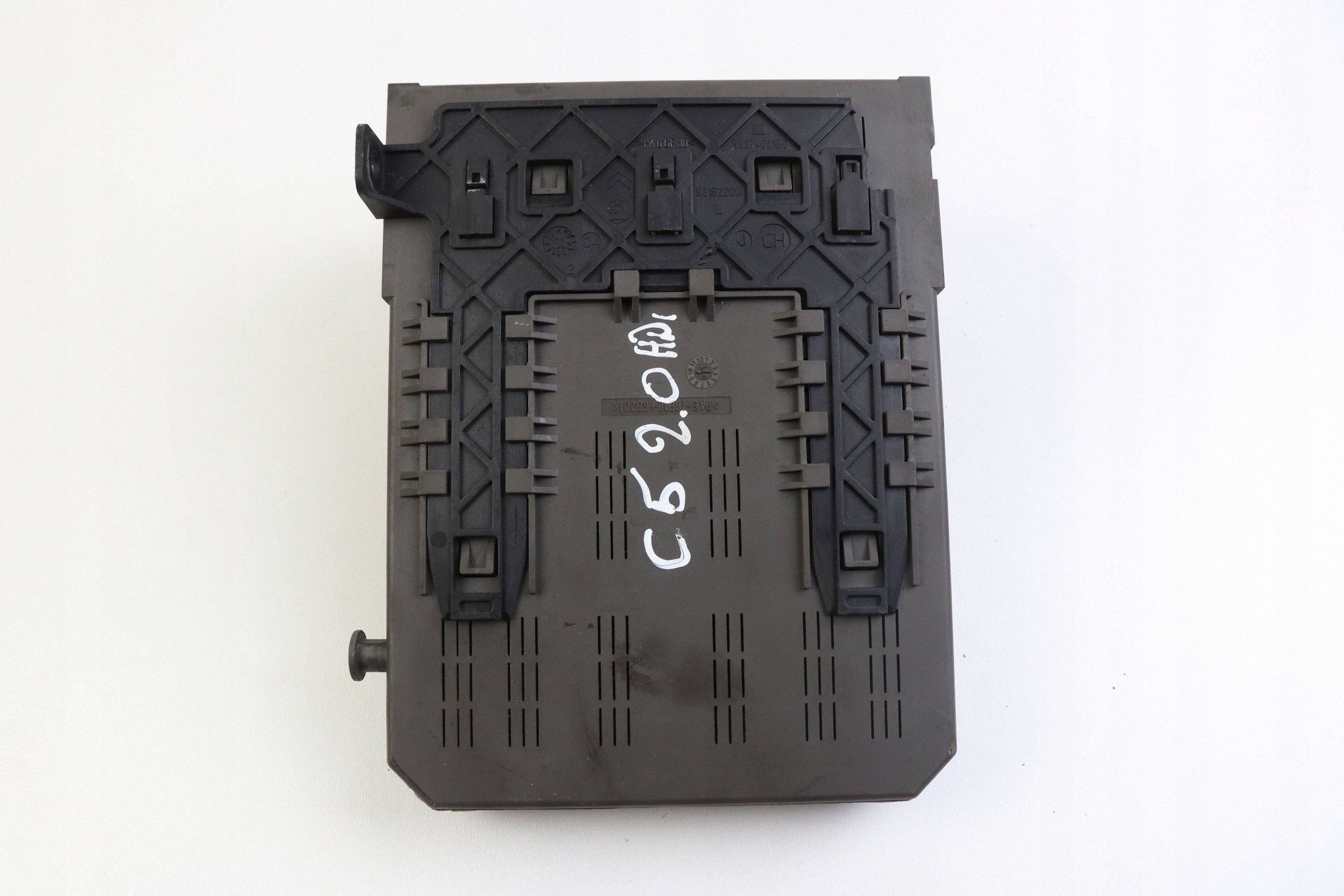 CITROEN PEUGEOT module compartment control unit BSI 9646226880