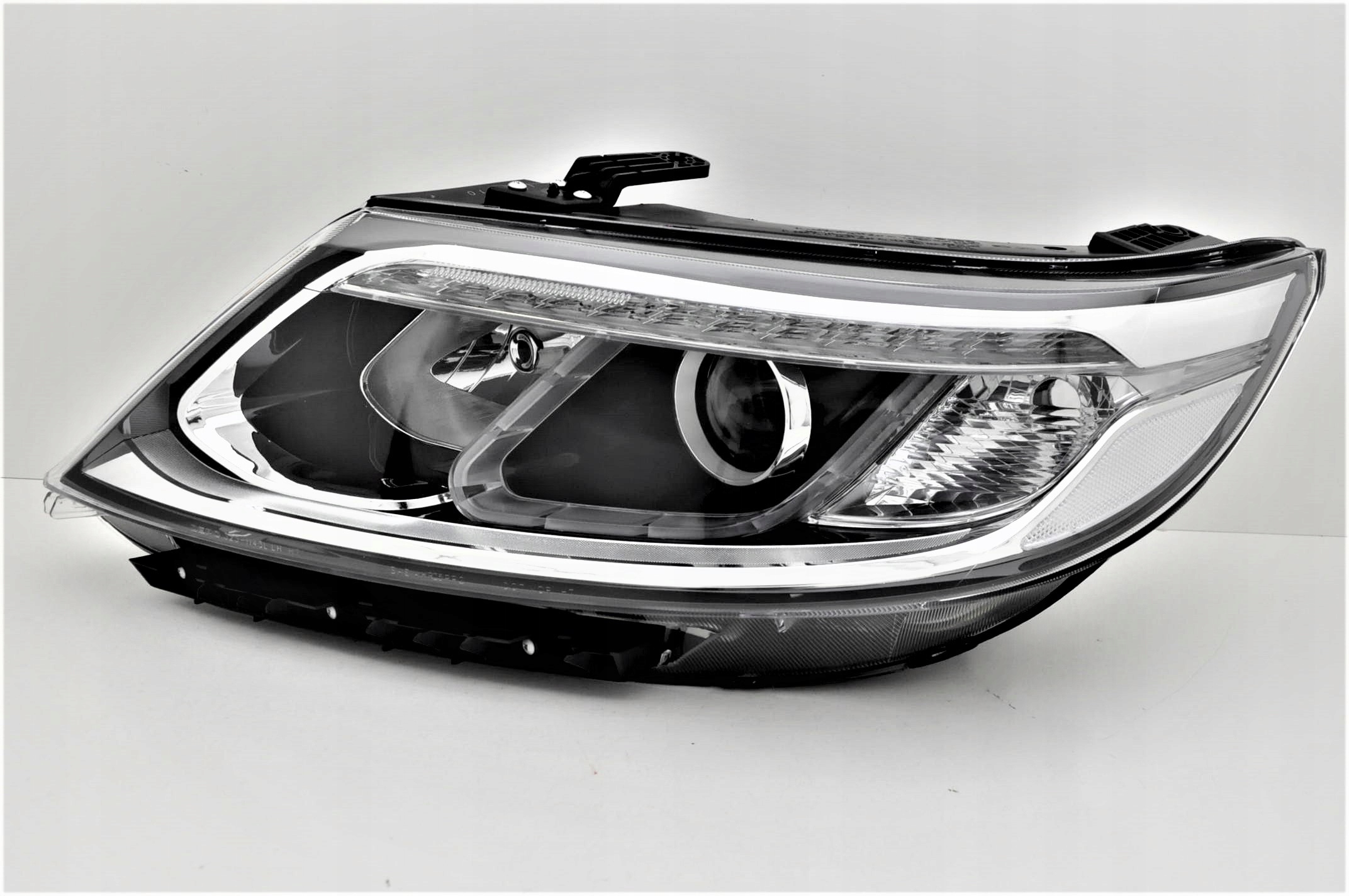 KIA SORENTO 2013-14 REFLEKTORY KOMPLET NOWE XENON Wersja Europejska
