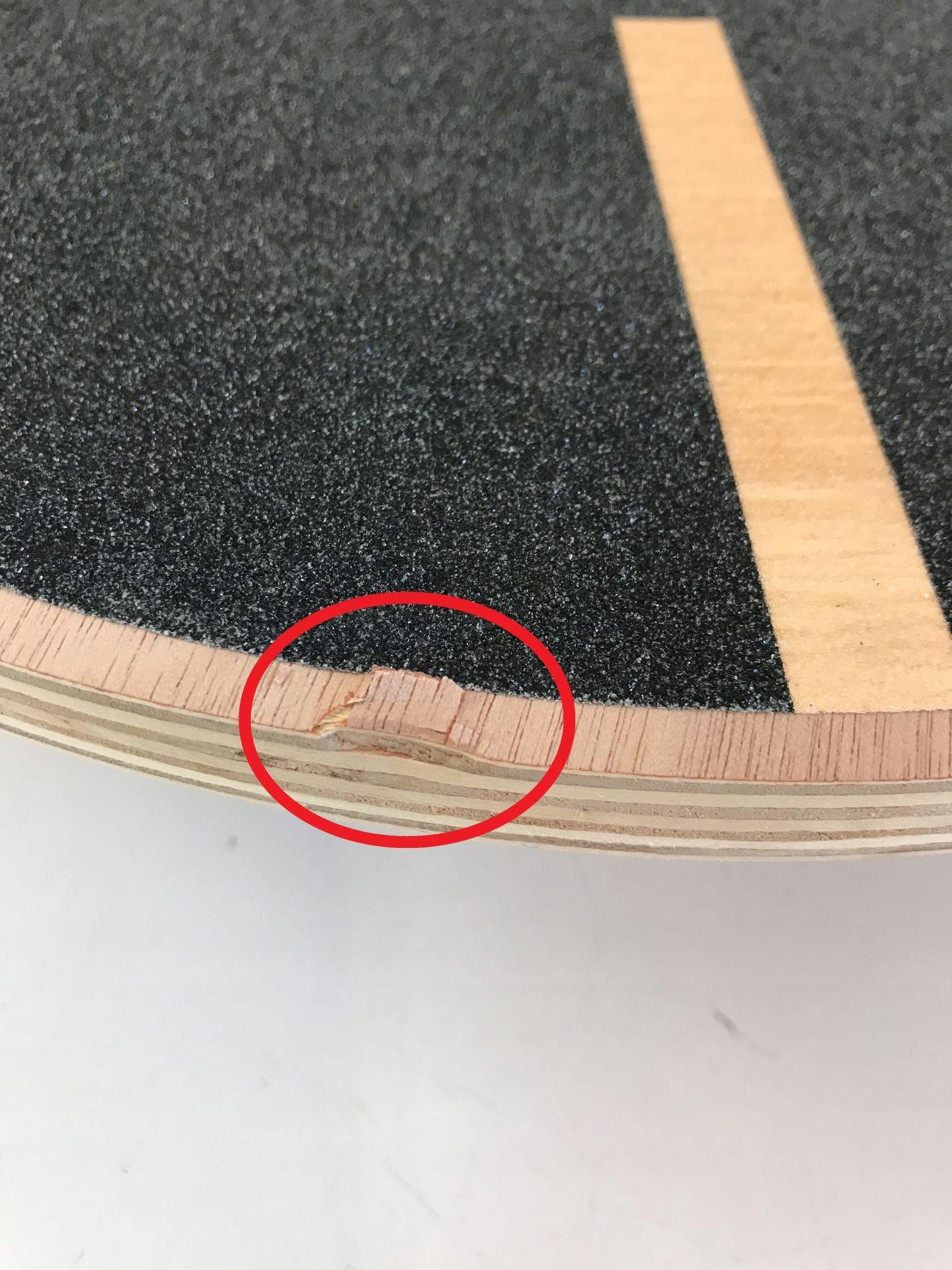 TRICKBOARD AMAZONBASICS IR97339BK 40 X 40 CM Model IR97339BK