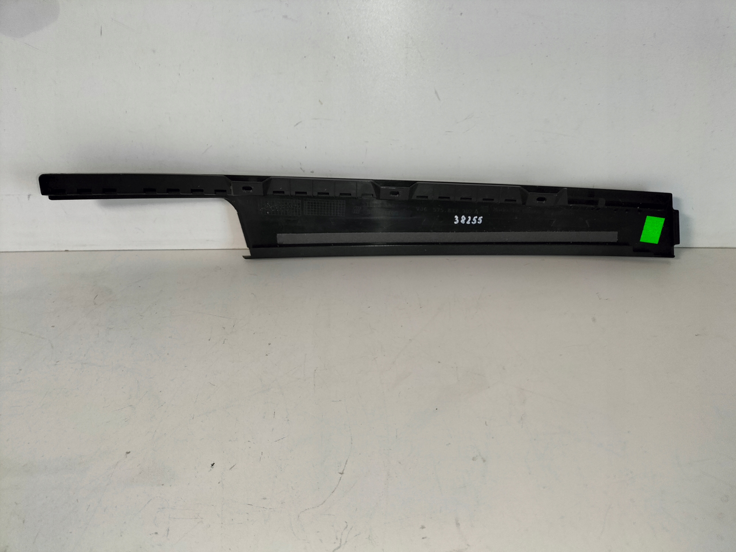 moulding cap door front right SEAT ATECA 16- SKODA KAROQ 16