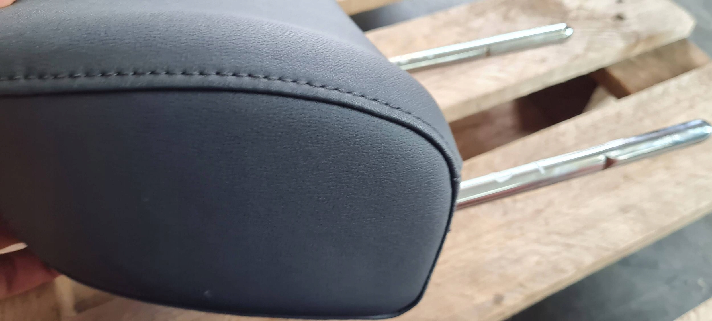 A6 C8 4K rest seat left front leather SKORZANY 4K0881903C