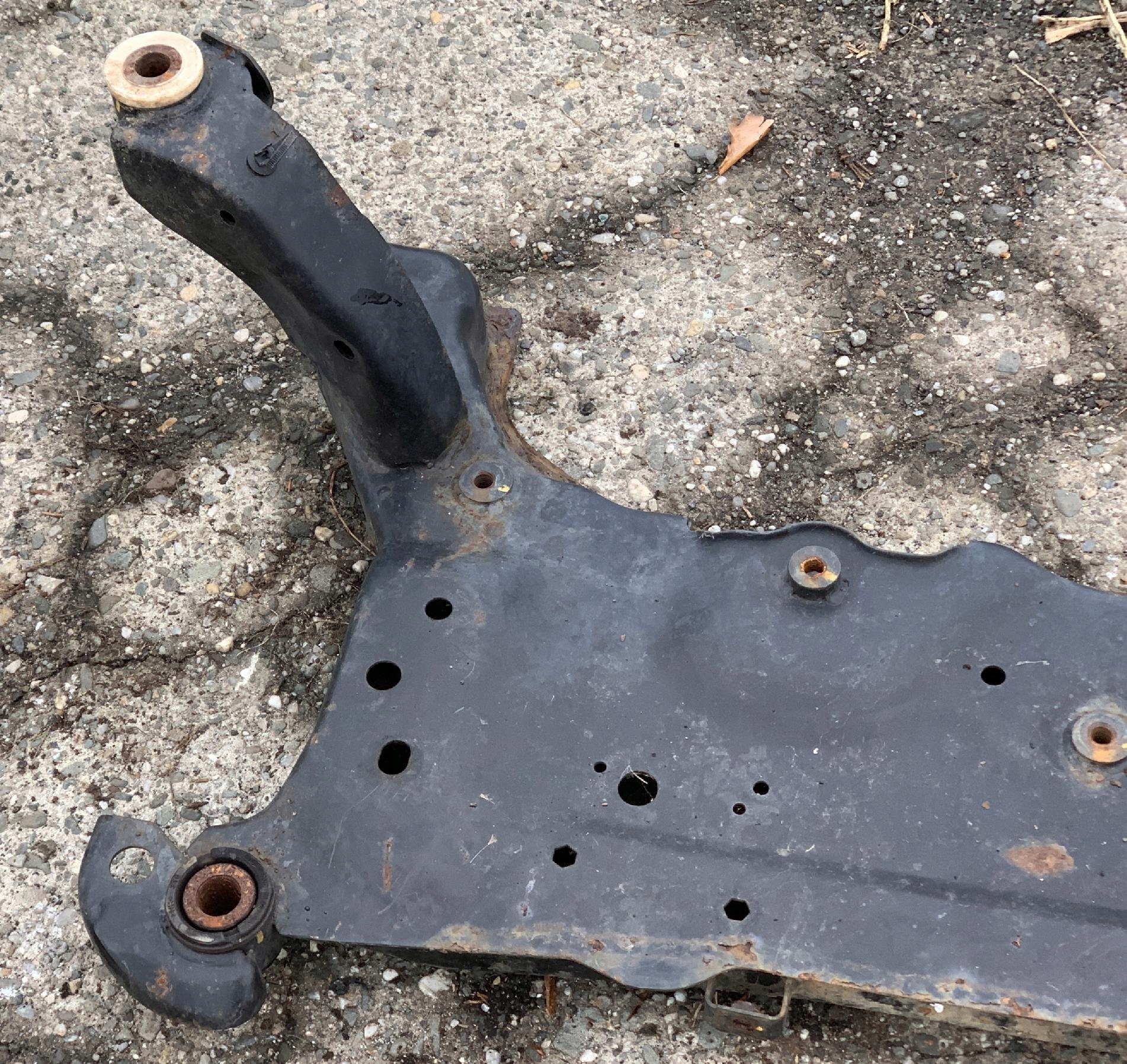 # subframe axle beam TRAWERS axle beam front FORD FOCUS MK3