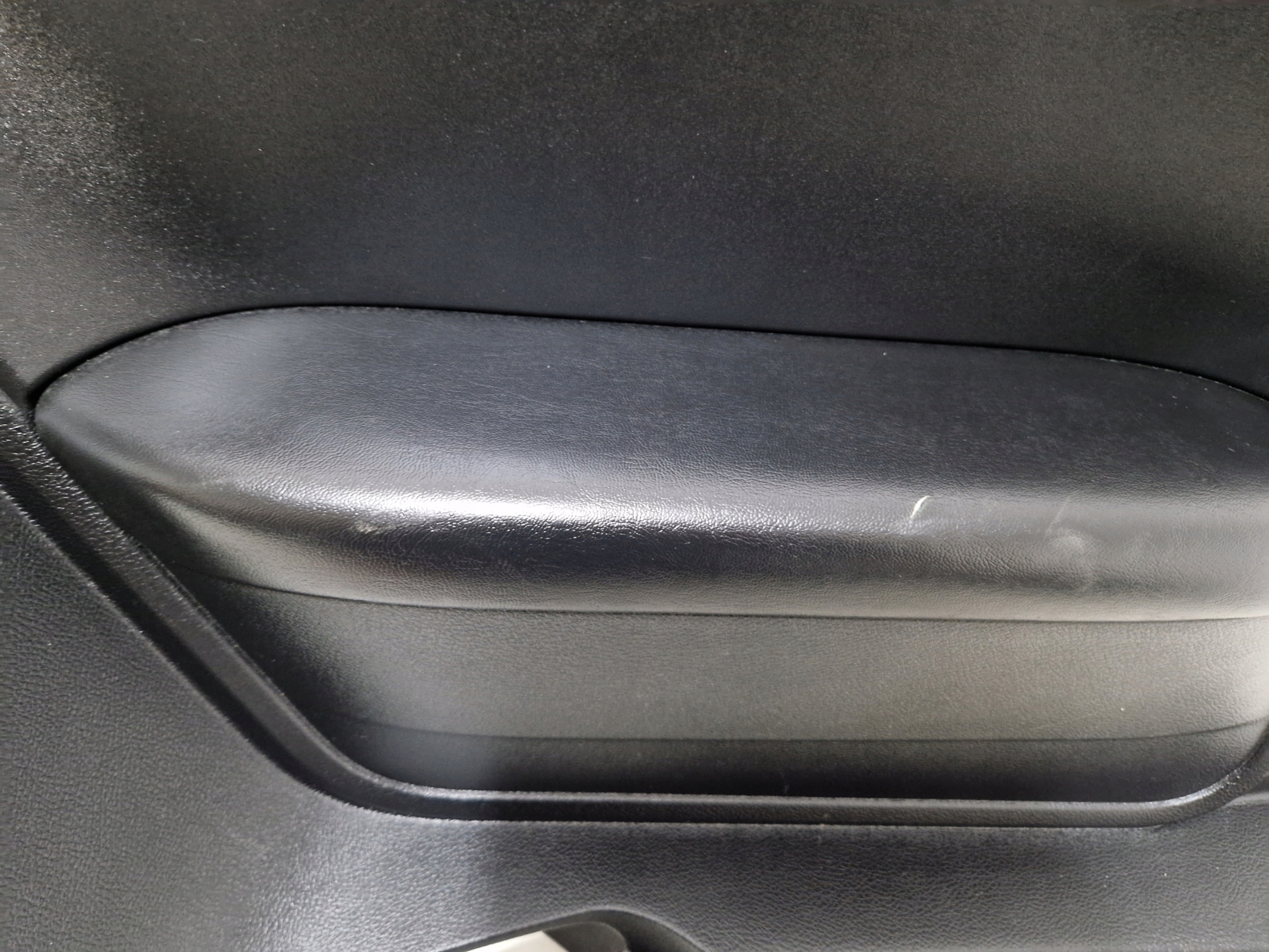 DODGE CHALLENGER 2019- side left rear part 1ZA07DX9AD