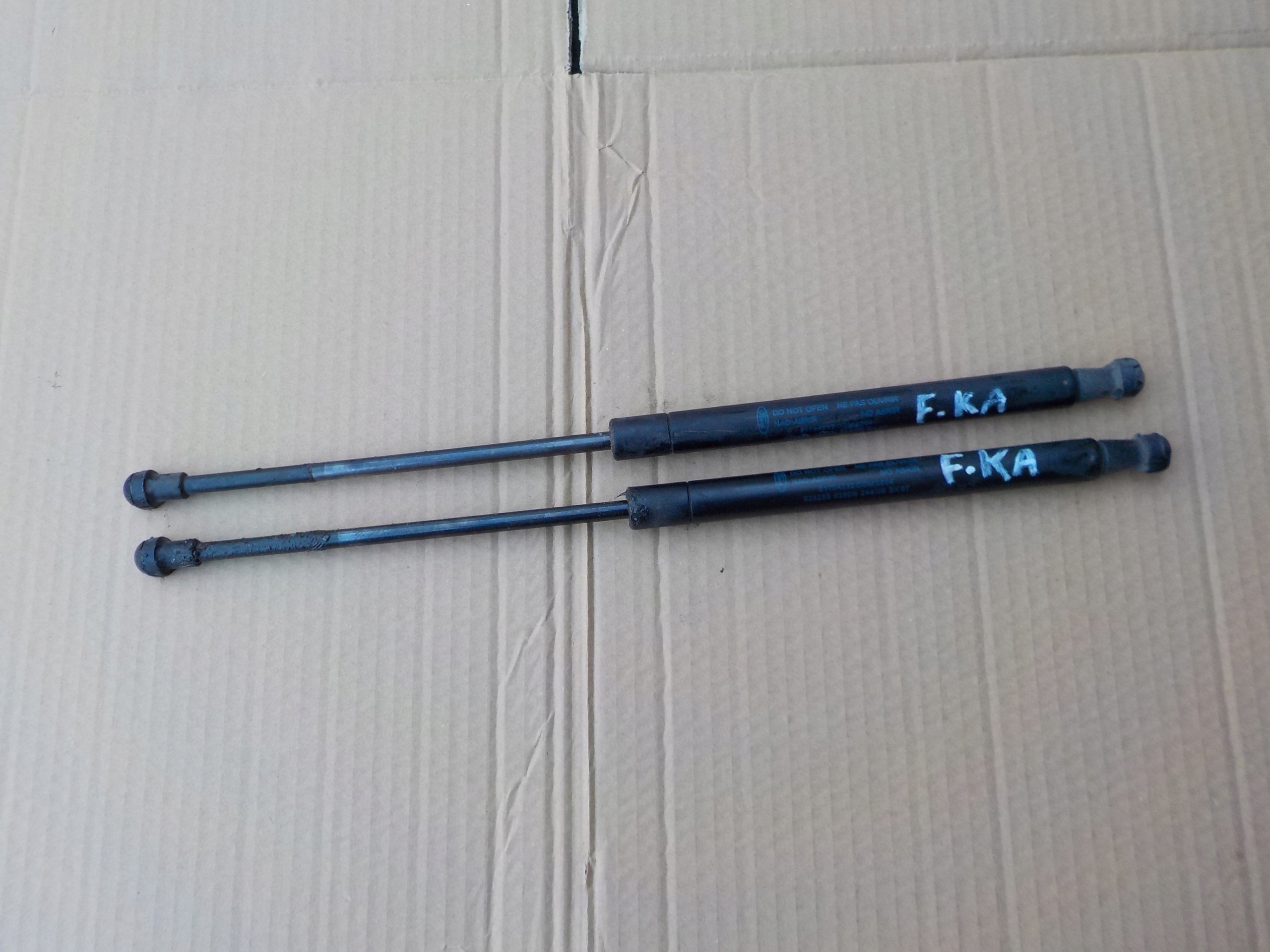 Dämpfer heckklappe heck komplet ford ka II mk2 2010r