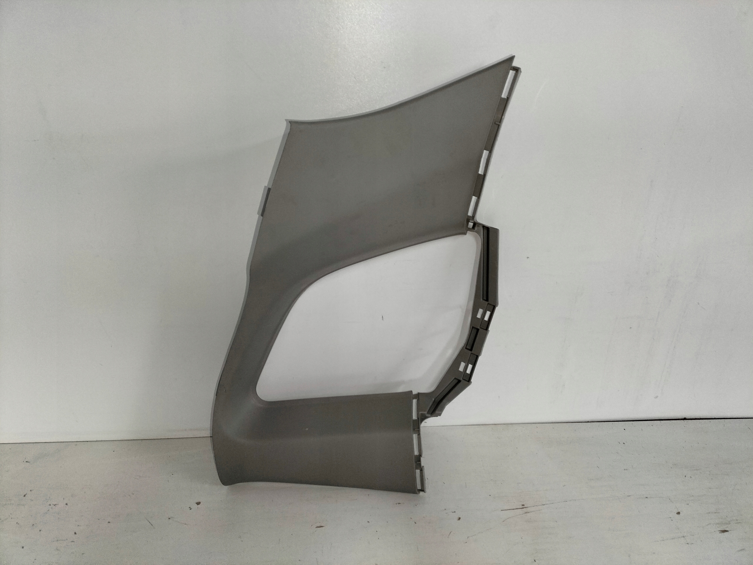 BLENDE ABDECKUNG SLUPKA HECK RECHTS SUZUKI VITARA III 15