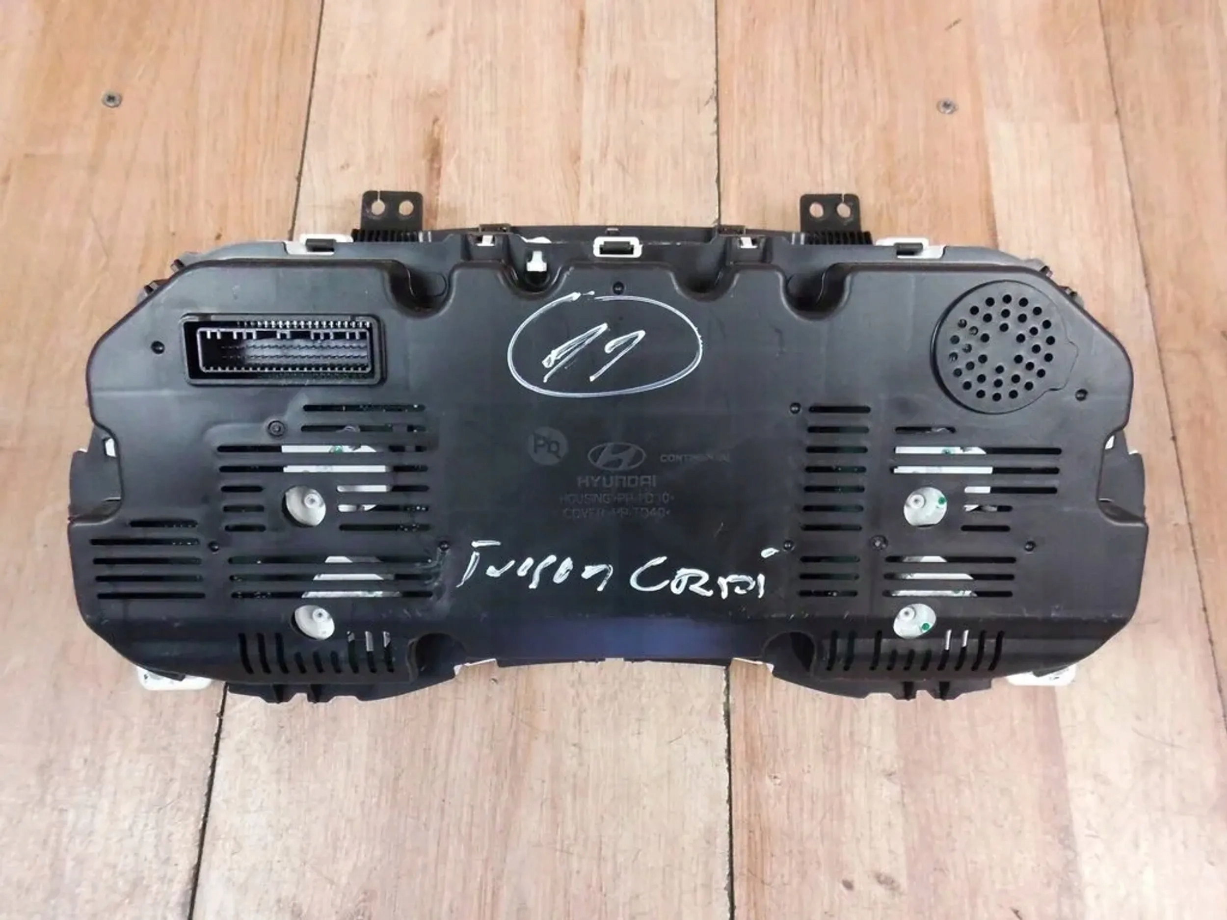 Hyundai Tucson III 2019 1.6 CRDI AUTOMAT dials